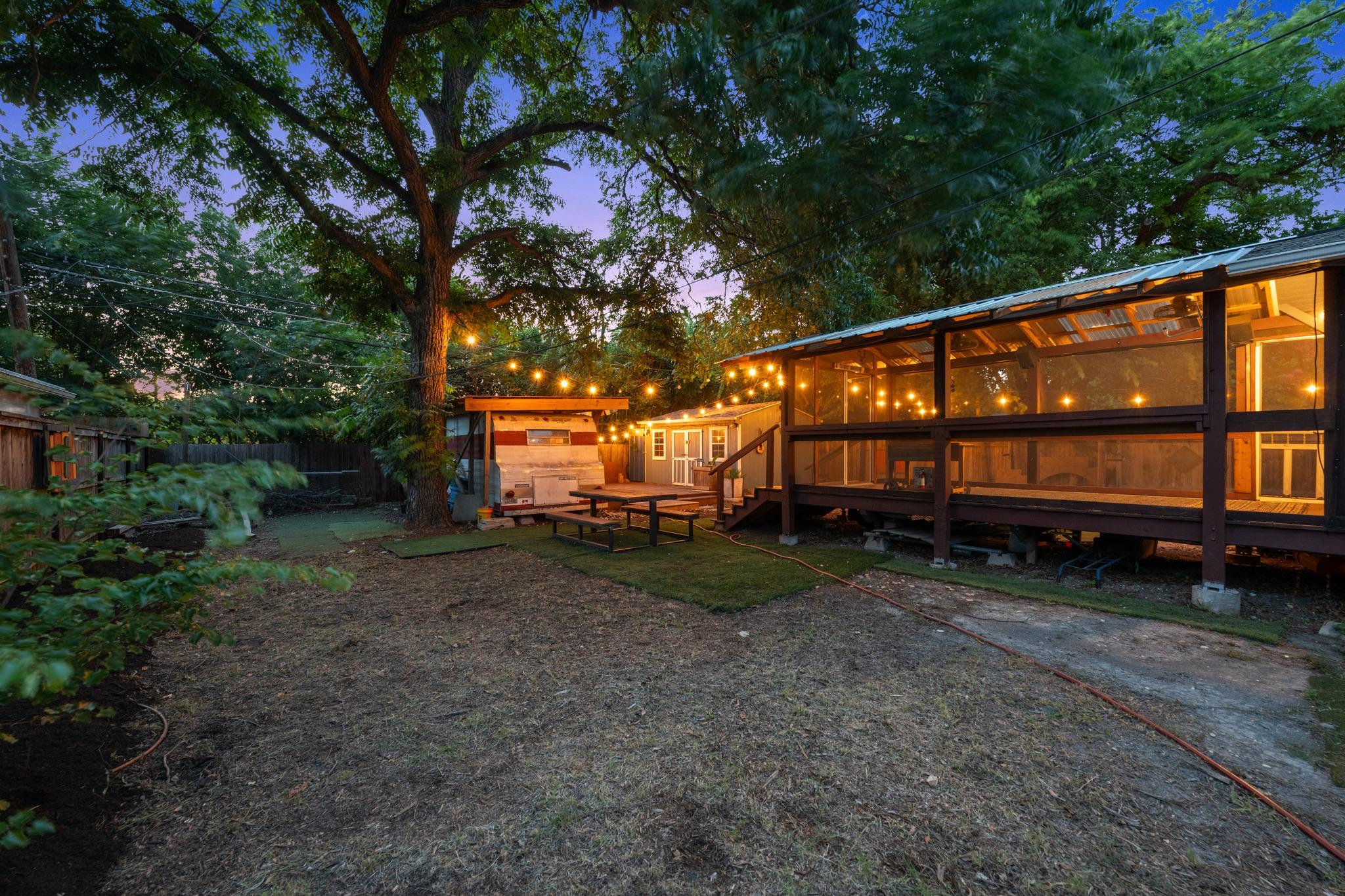 5802 Chesterfield Ave