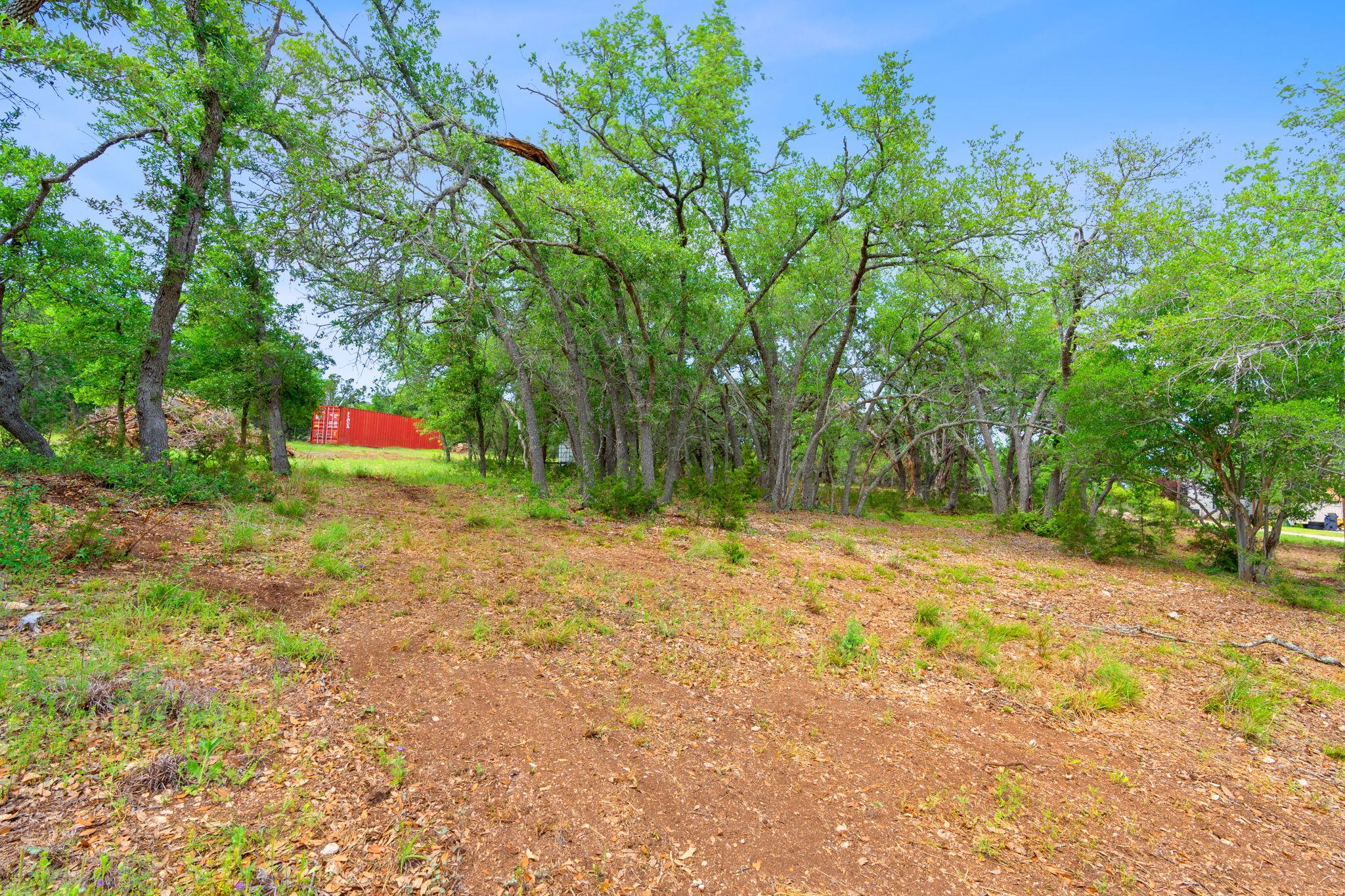 385 Country LN