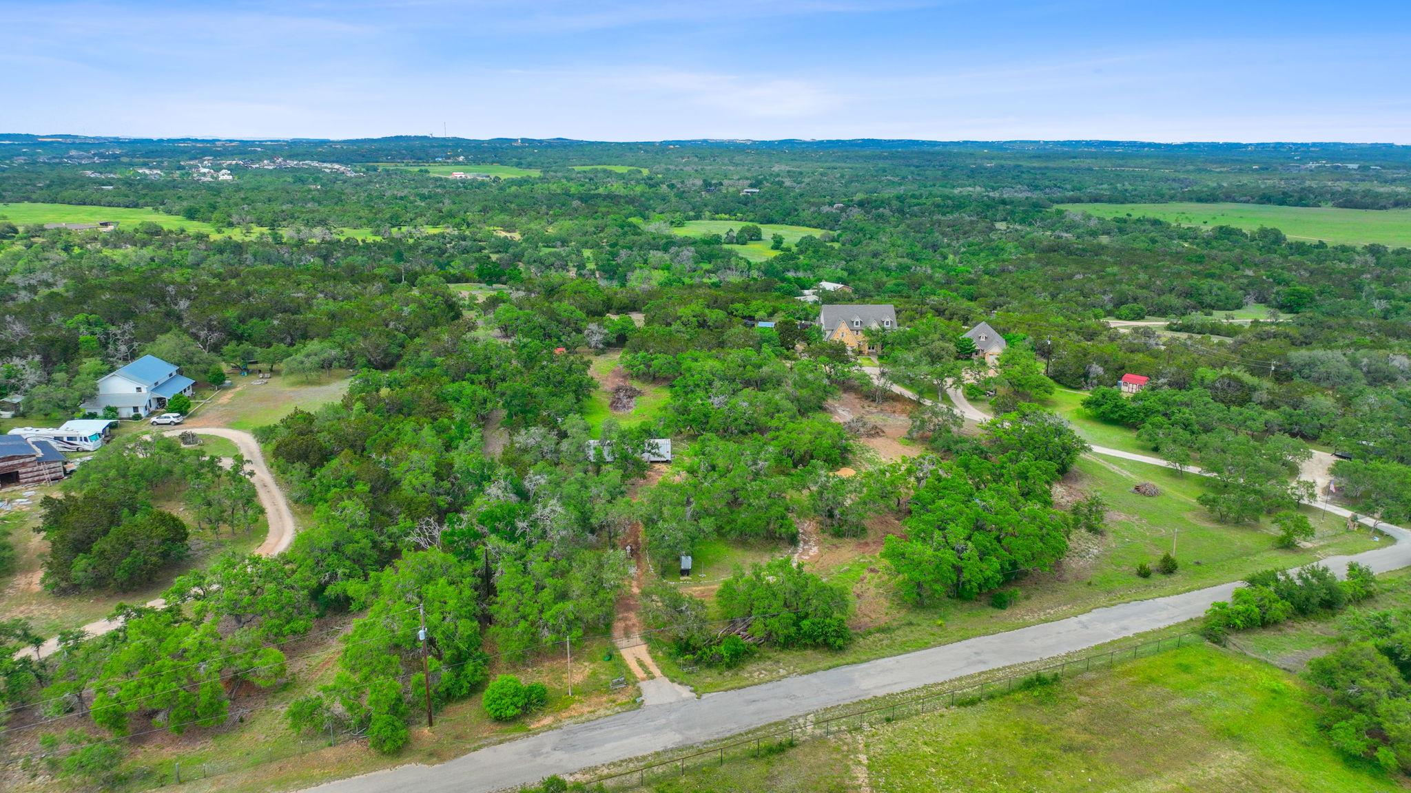 385 Country LN