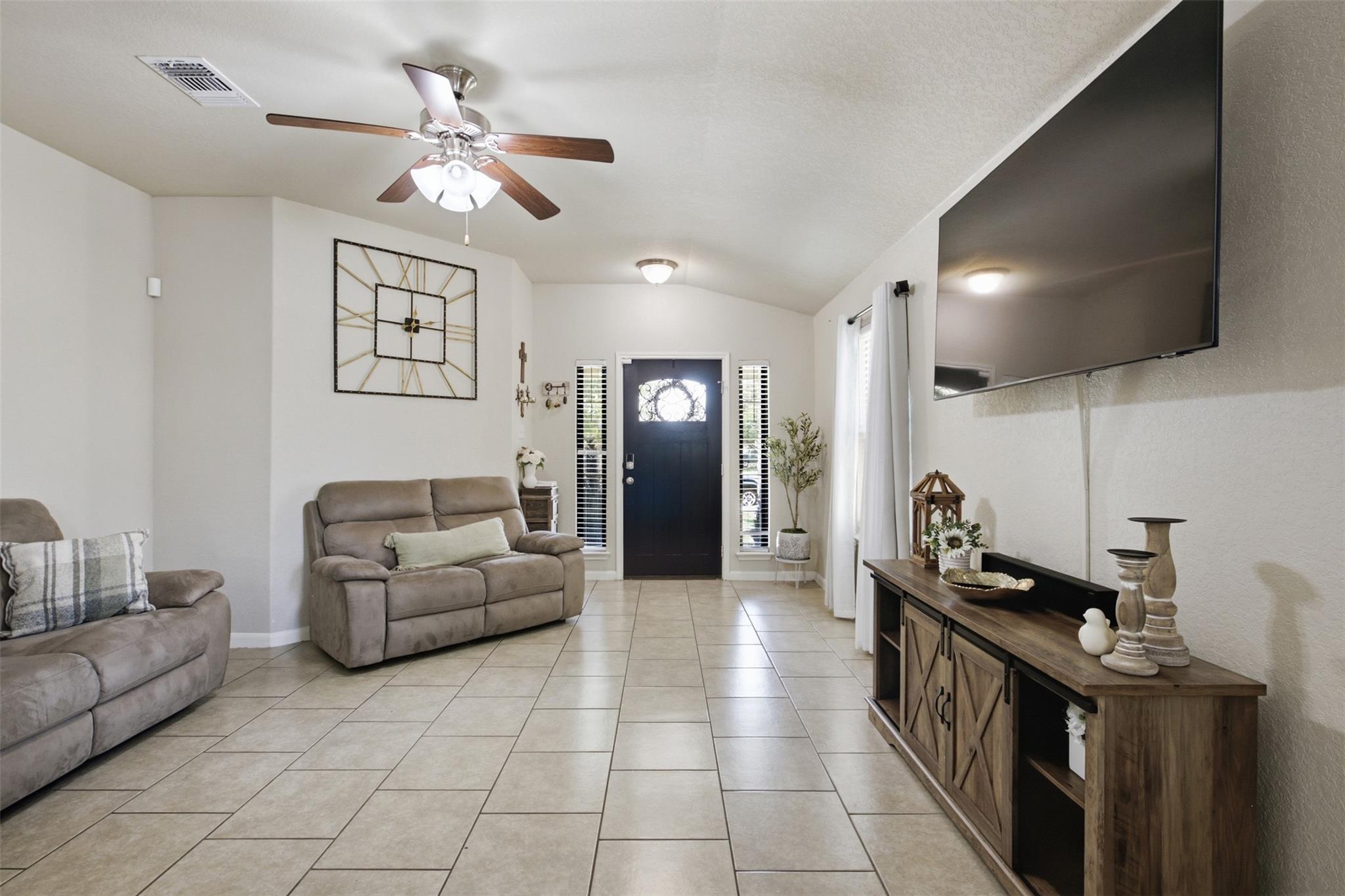 1617 Sunflower ST