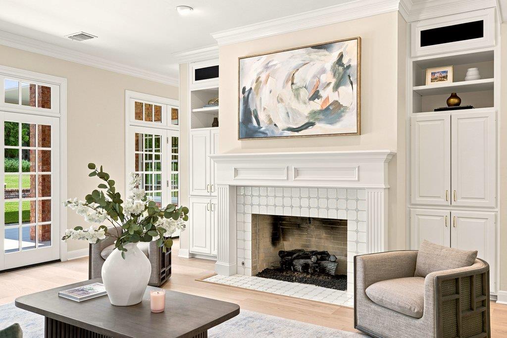 3608 Woodcutters WAY