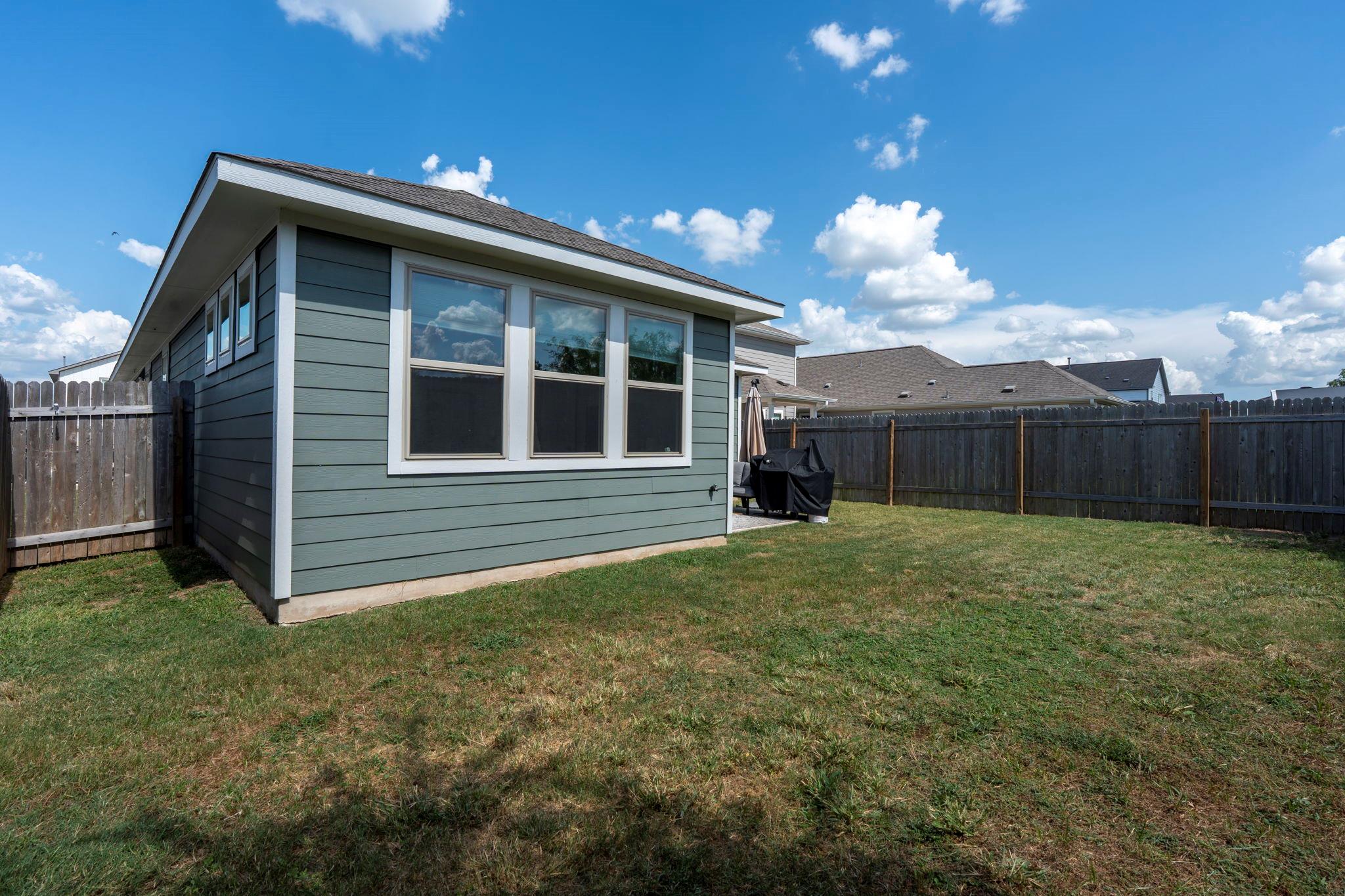 12402 Zenyatta DR