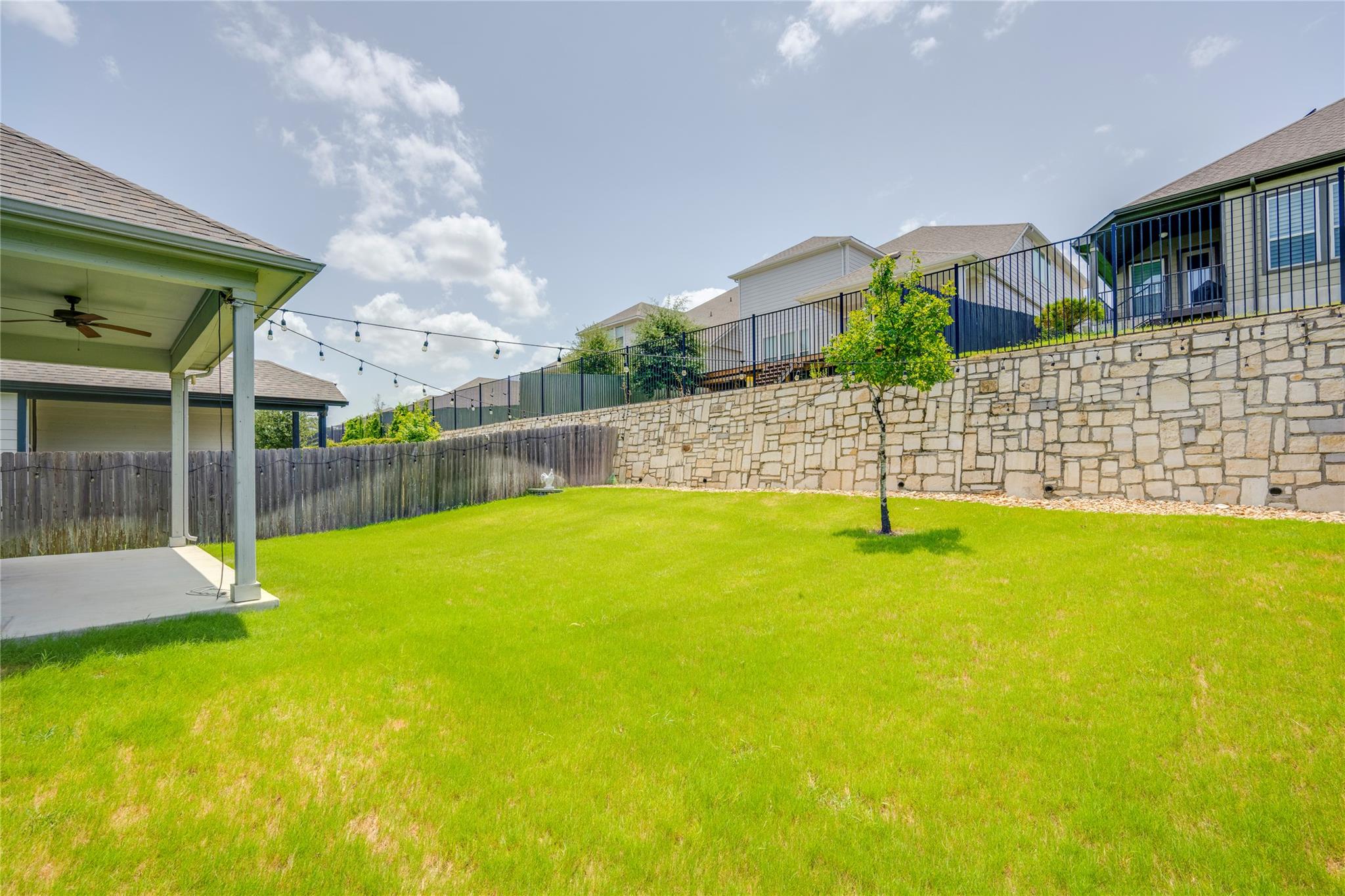 9813 Evening Canopy DR