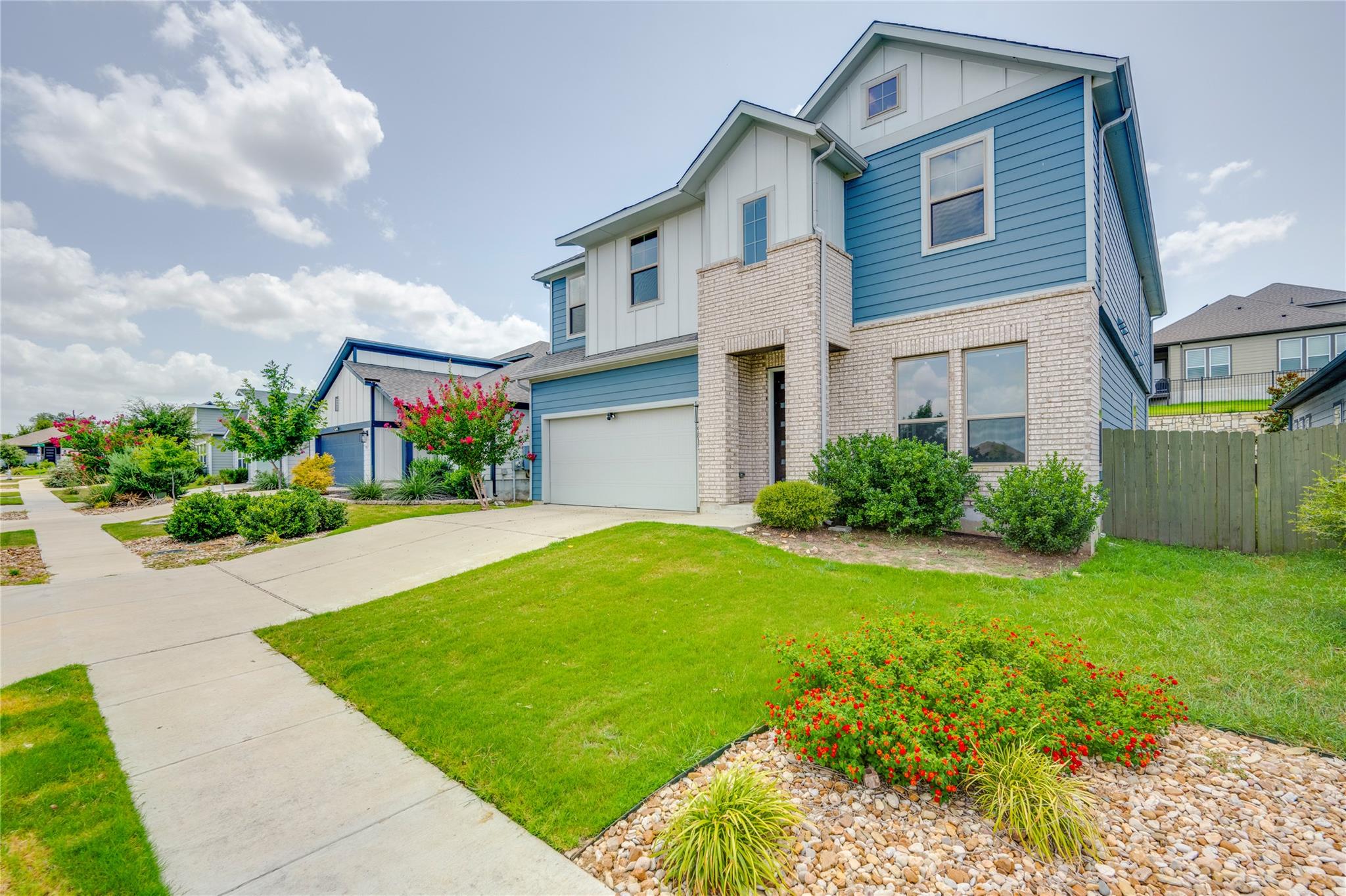 9813 Evening Canopy DR