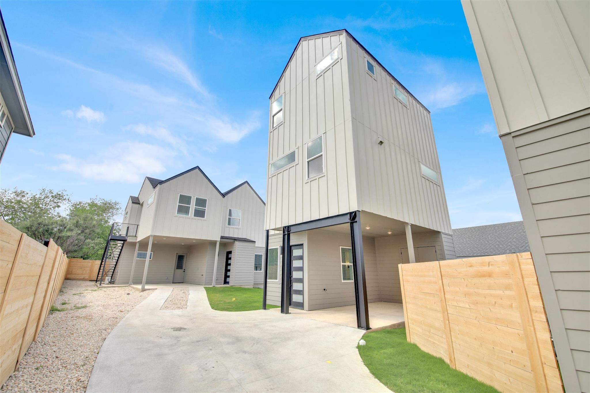 7208 Providence Ave # 2