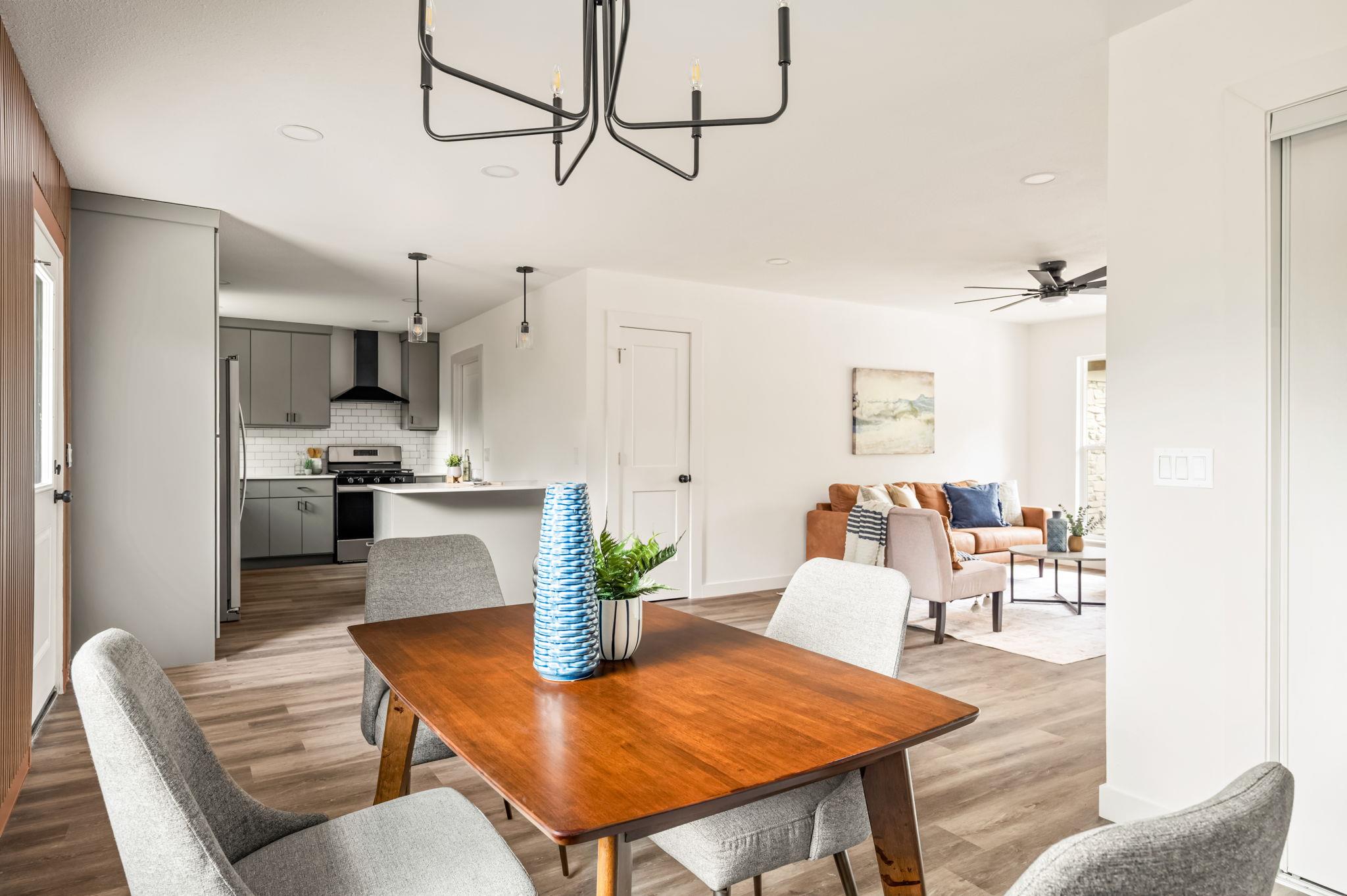 2103 Fordham CV
