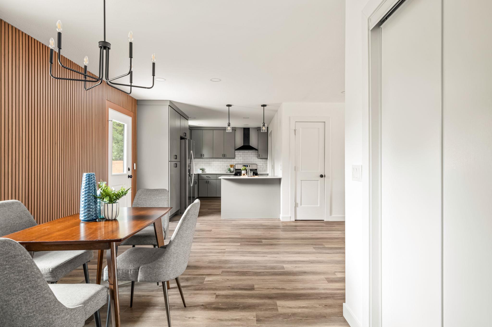 2103 Fordham CV