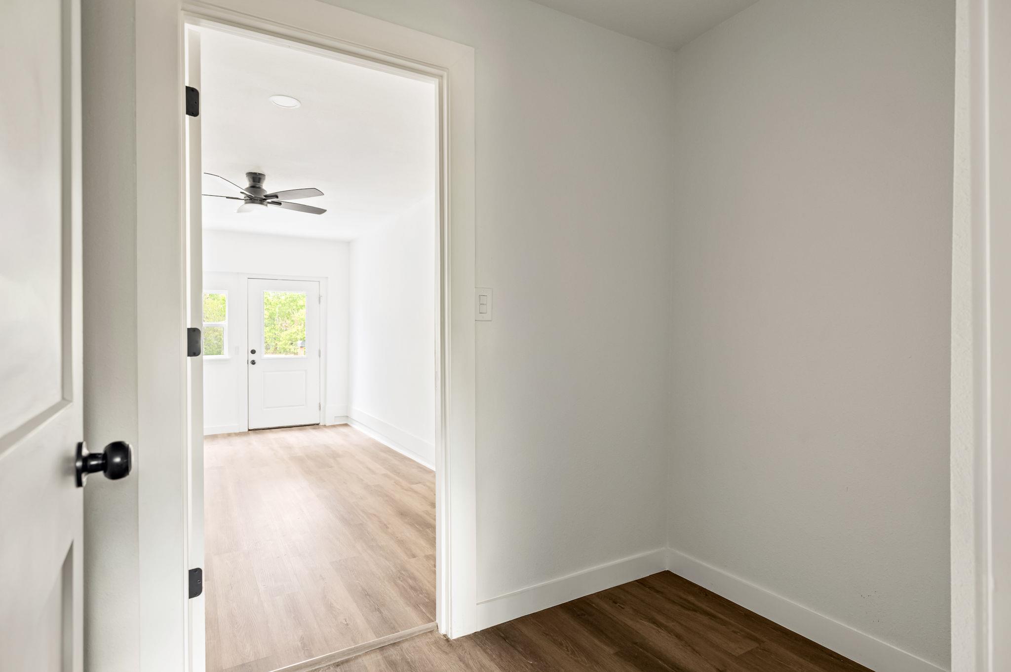 2103 Fordham CV