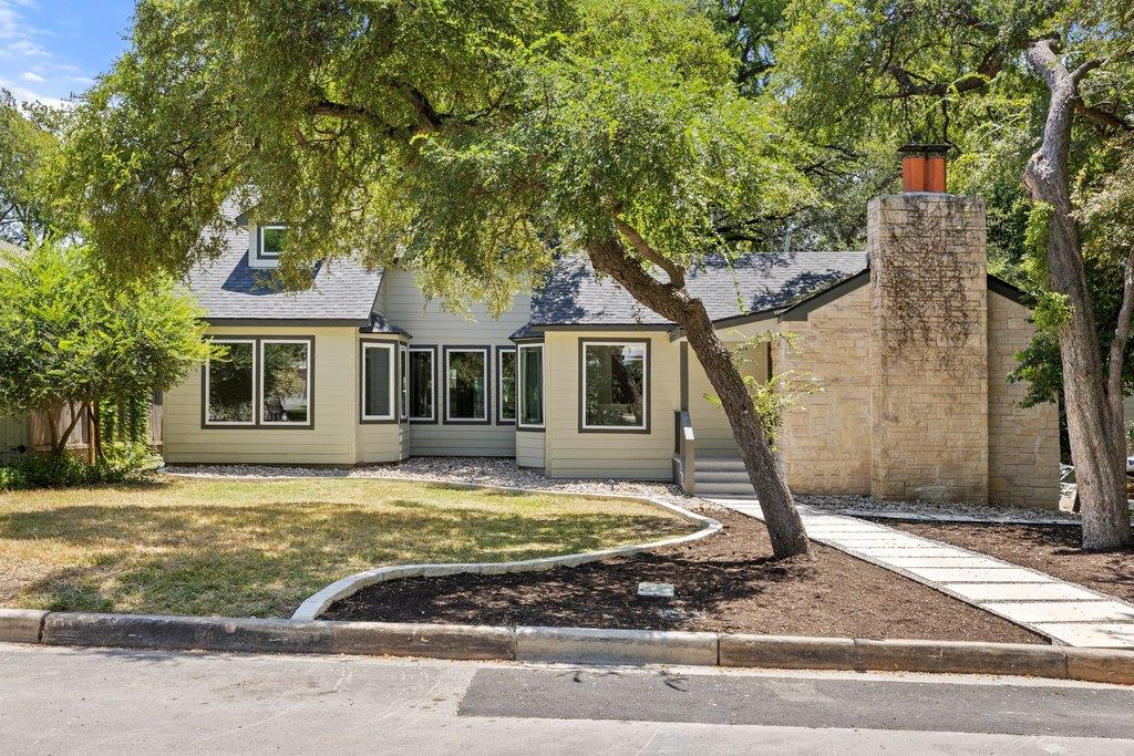 2101 Stamford LN