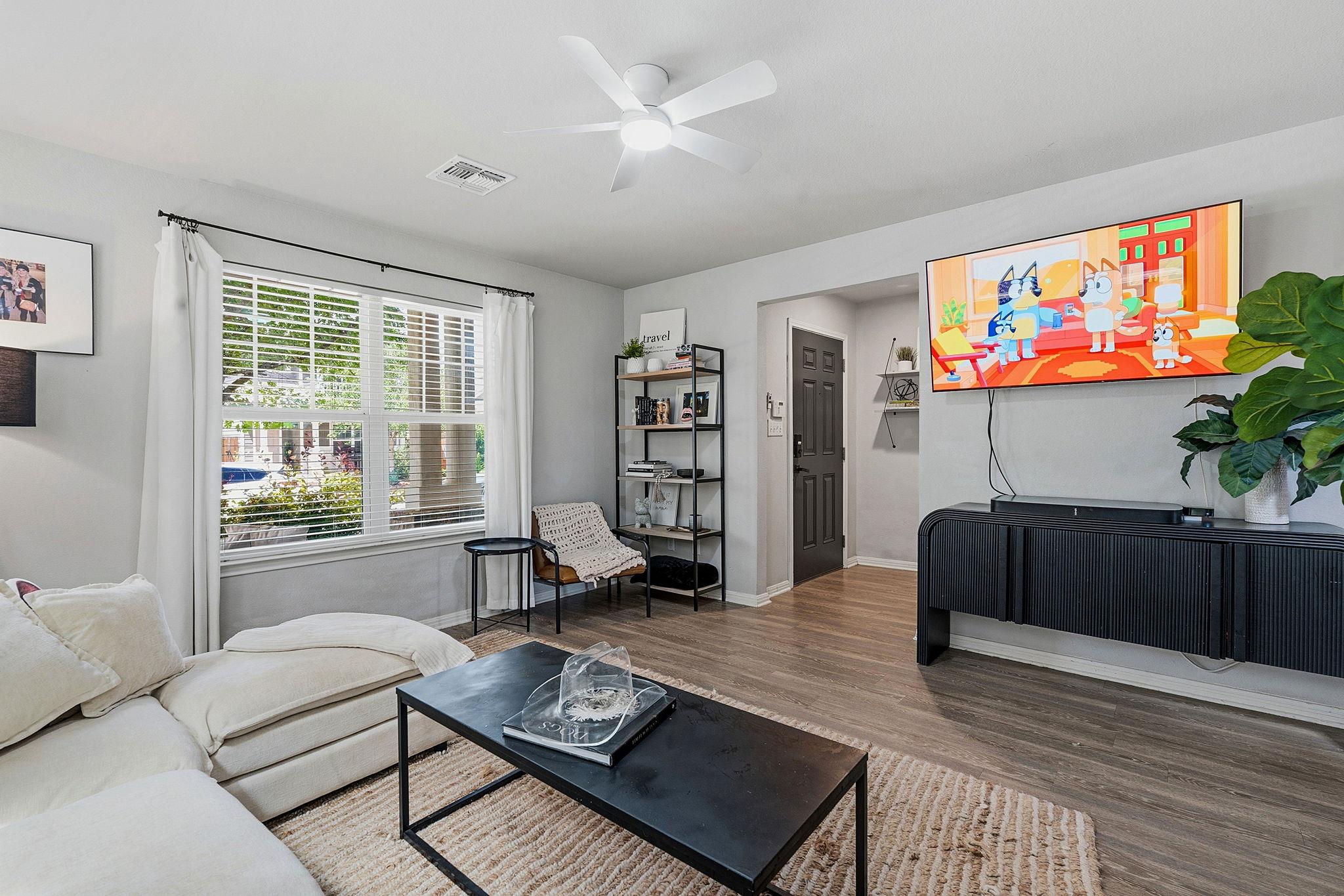 162 Friendship Oak DR