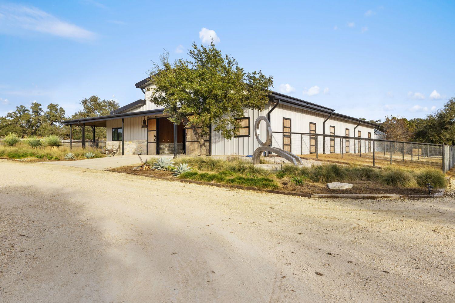 751 Prochnow RD