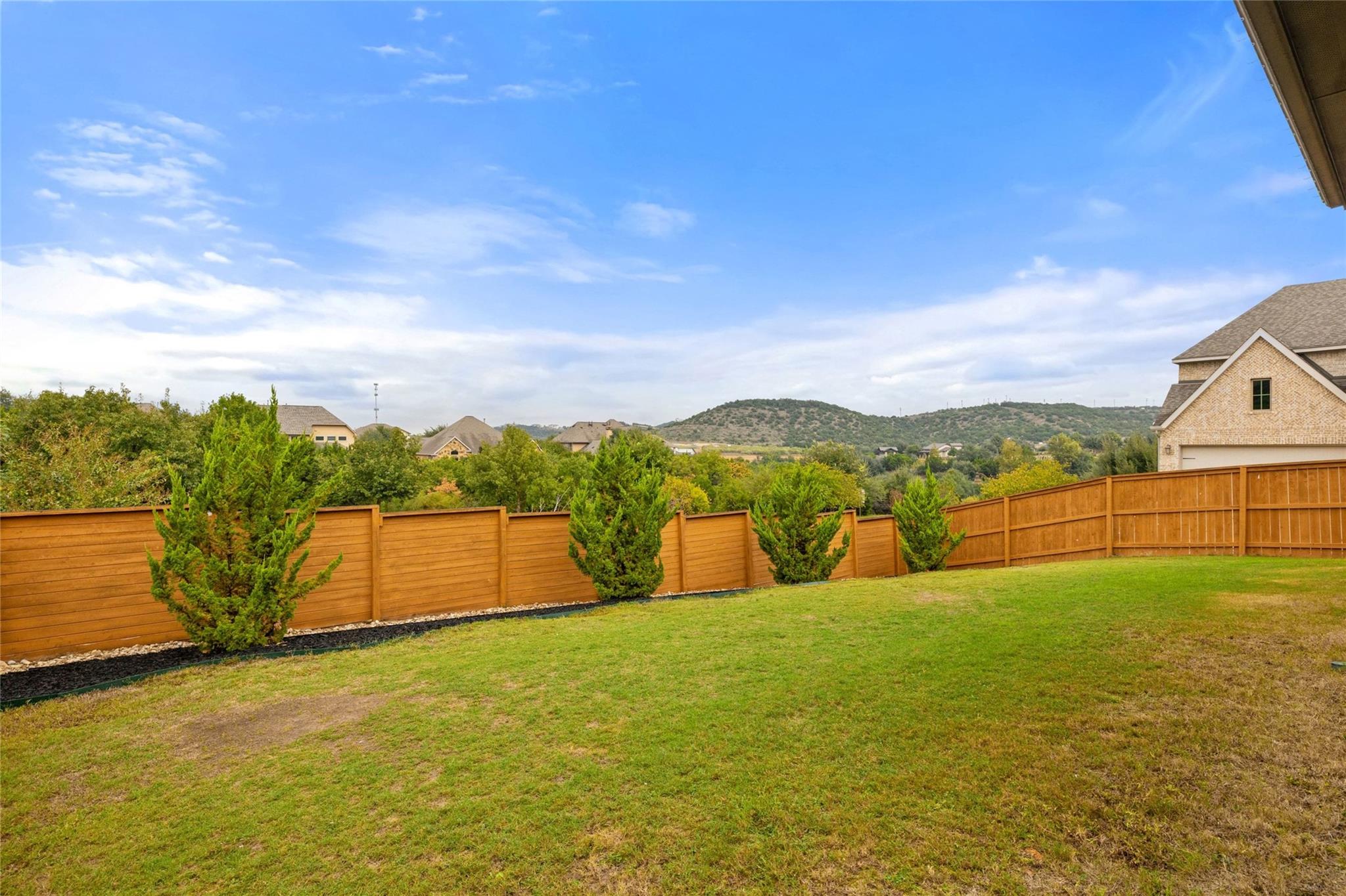 18006 Crofton CV