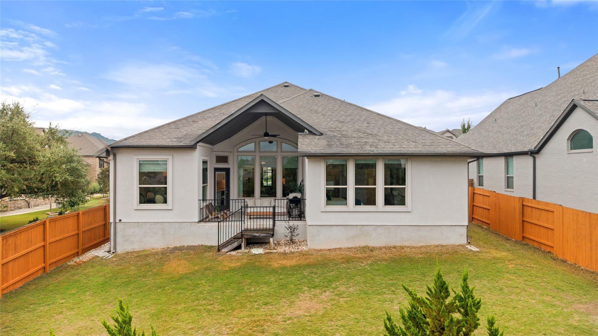18006 Crofton CV