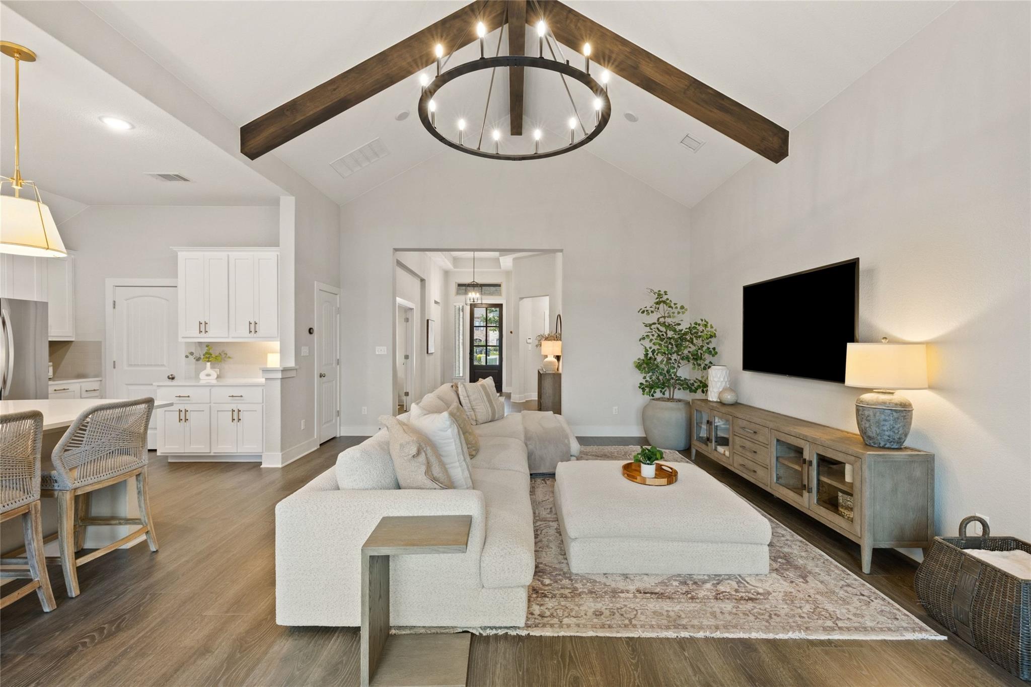 18006 Crofton CV
