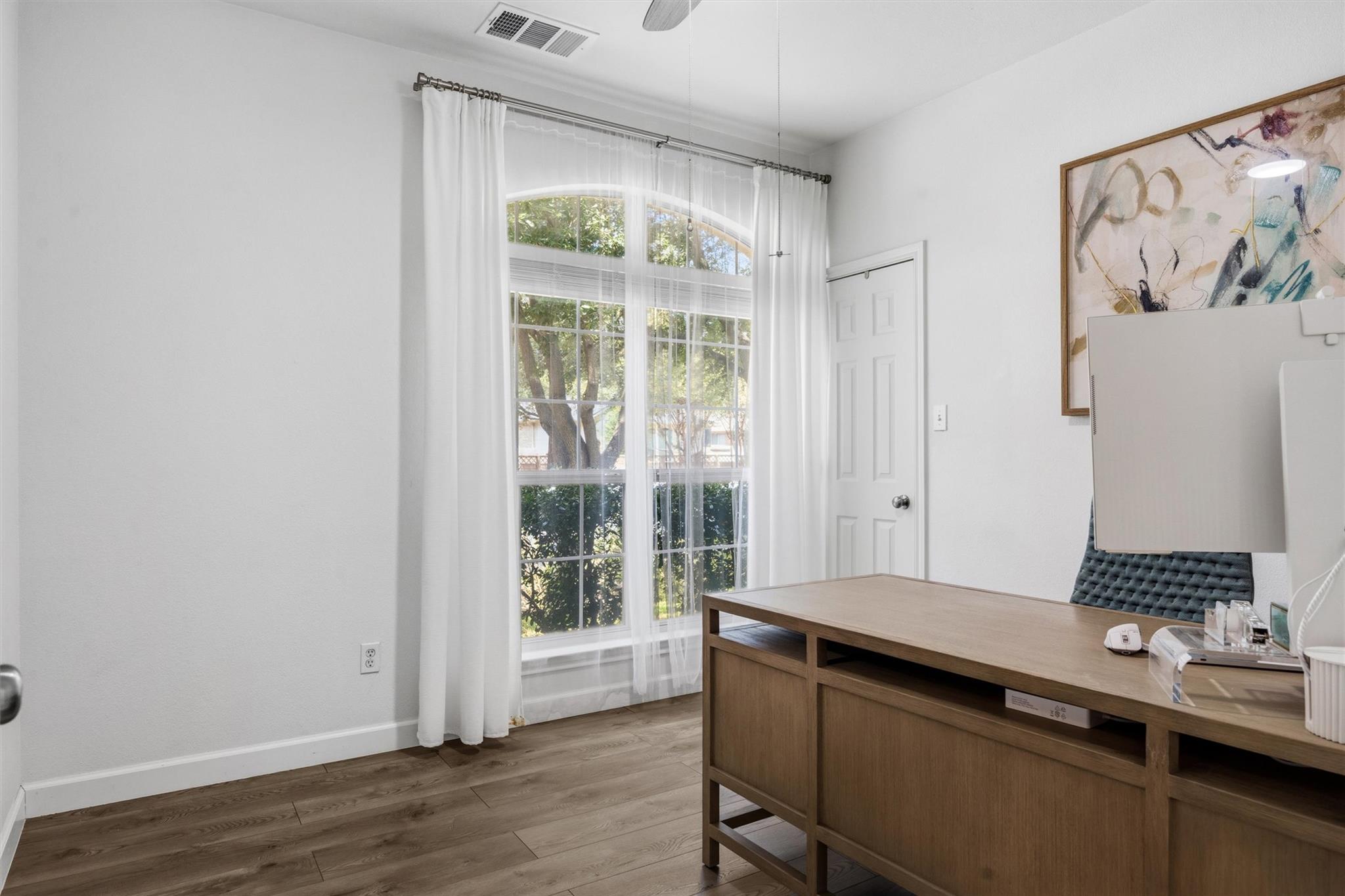 708 Bent Wood PL