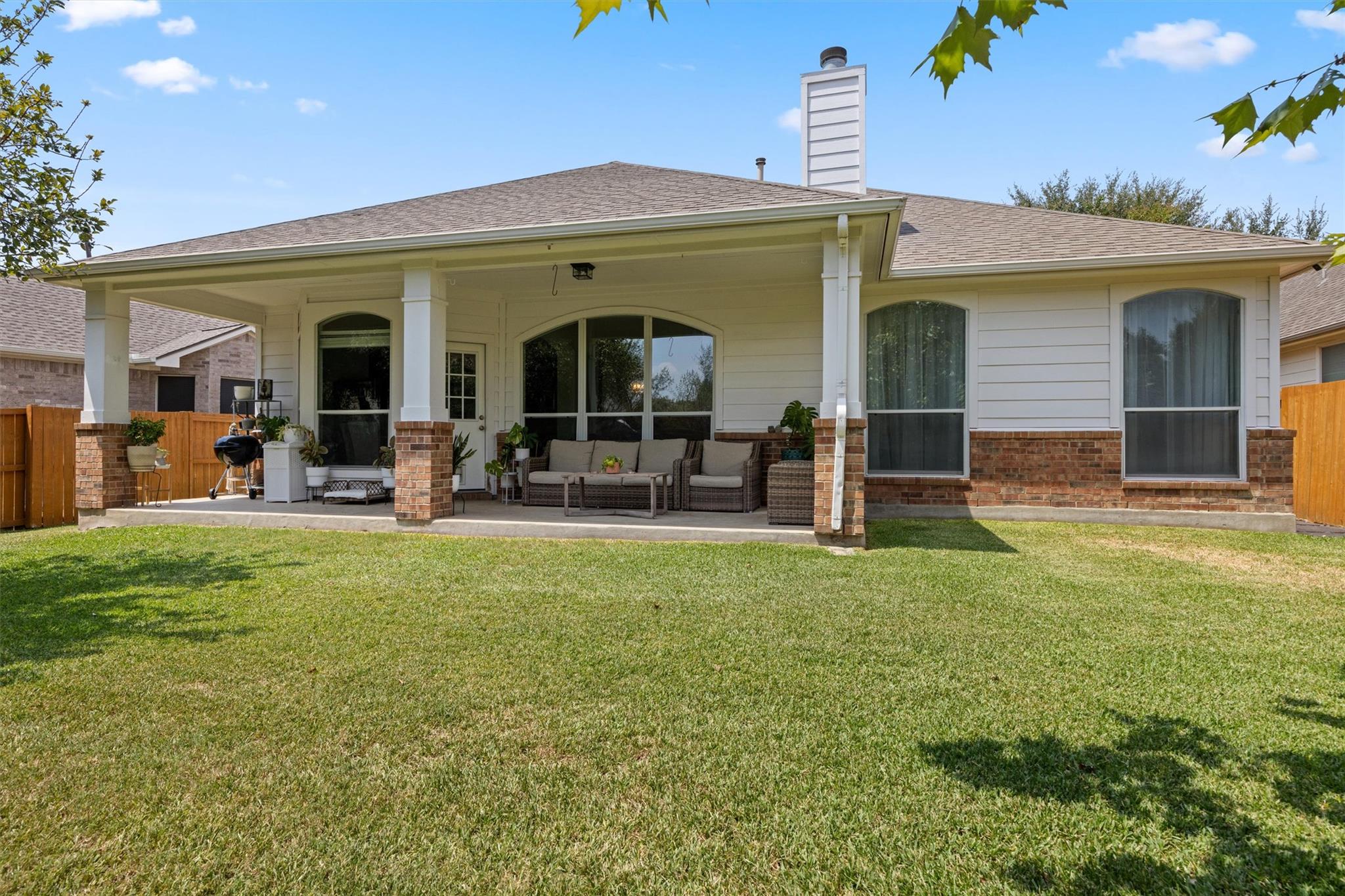 708 Bent Wood PL
