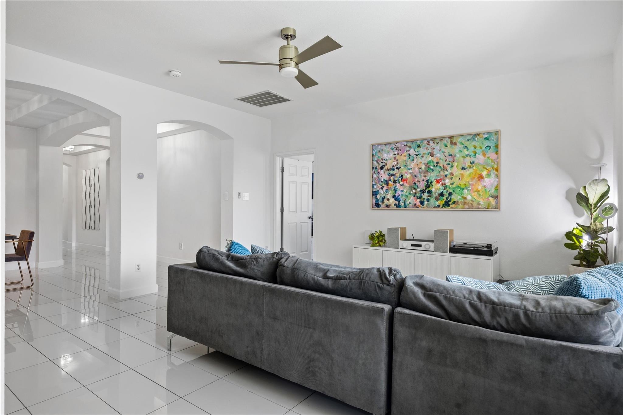 708 Bent Wood PL