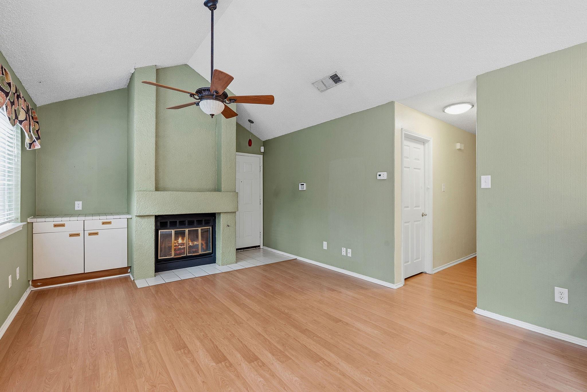 4305 Bonnell Vista CV # 6 Unit: A-6