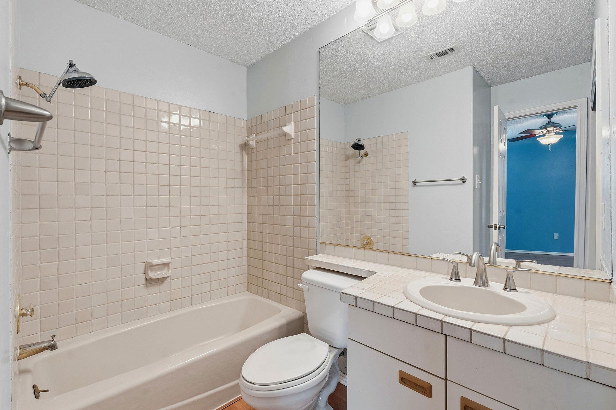 4305 Bonnell Vista CV # 6 Unit: A-6