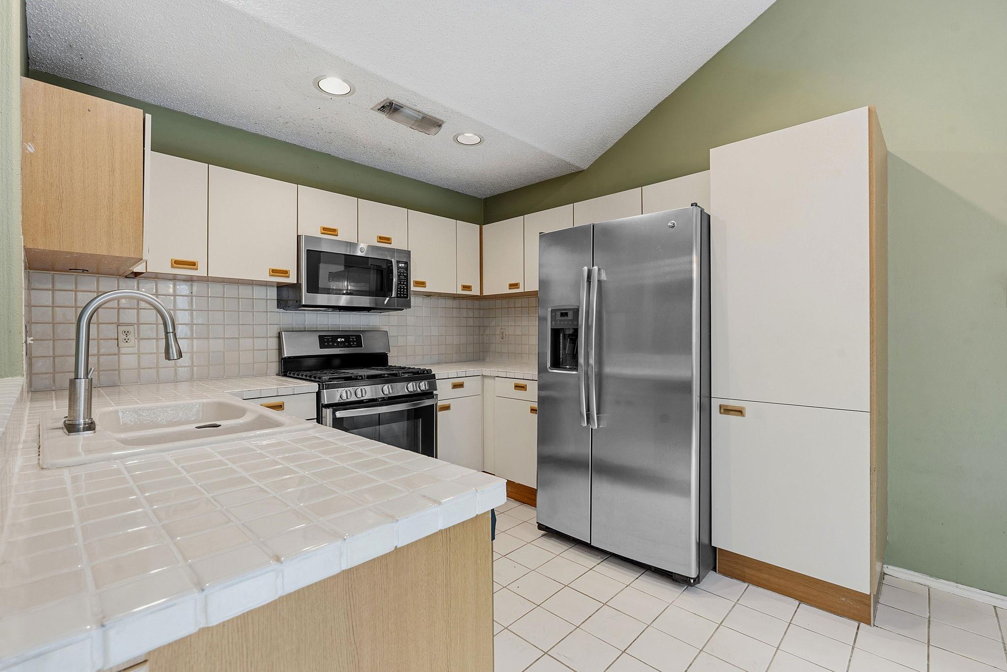 4305 Bonnell Vista CV # 6 Unit: A-6