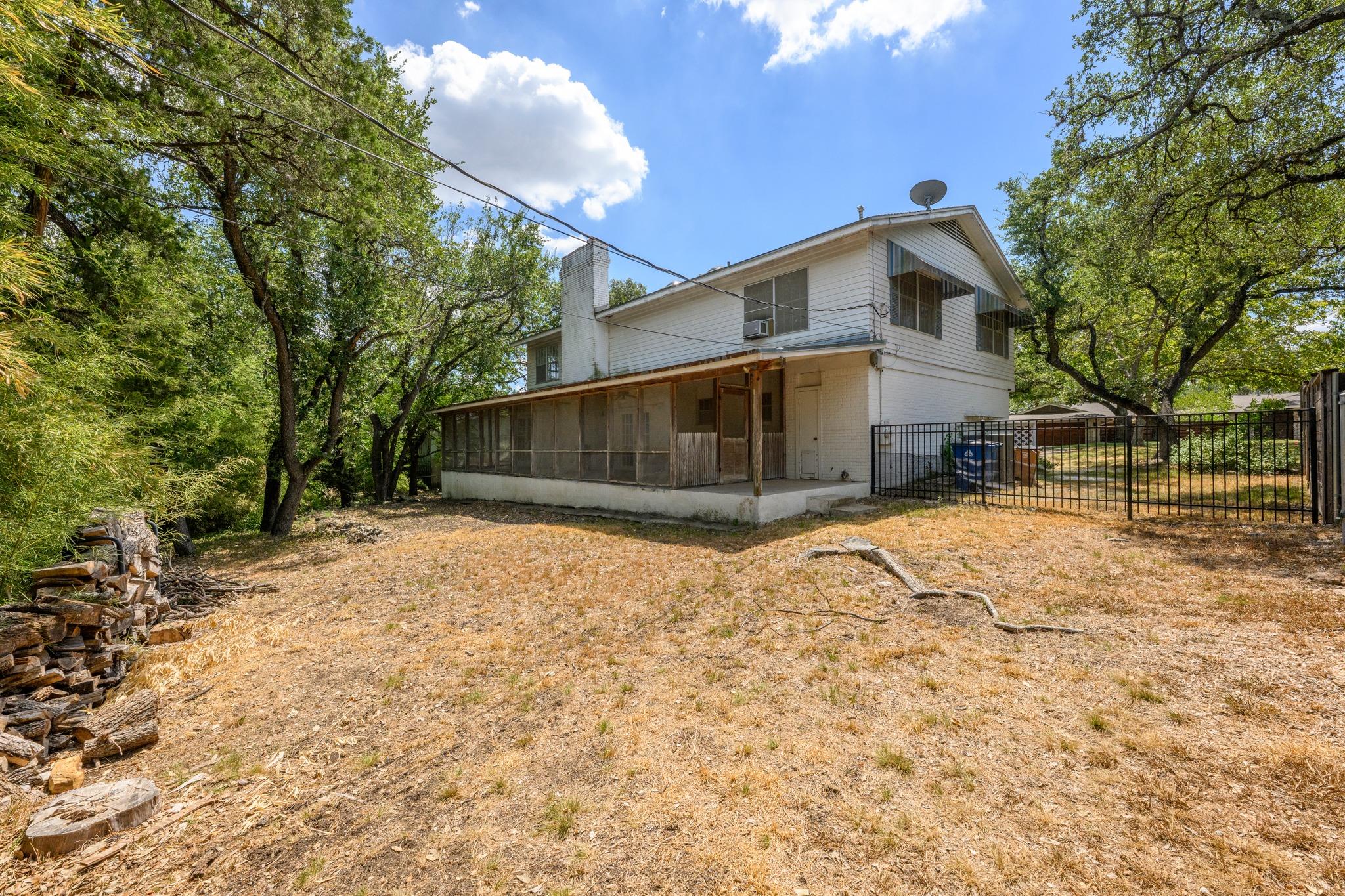 3914 Sierra DR