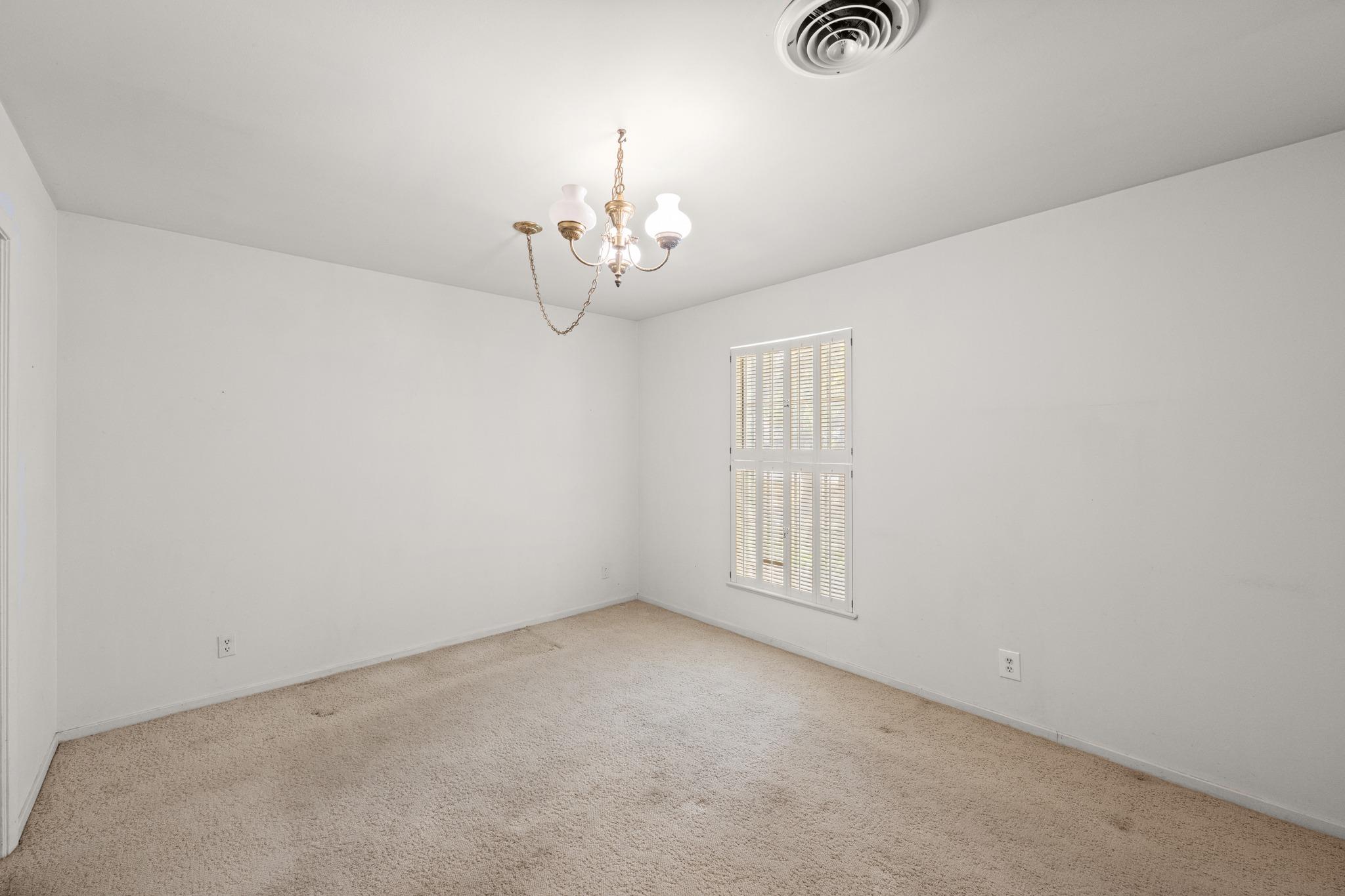 3914 Sierra DR