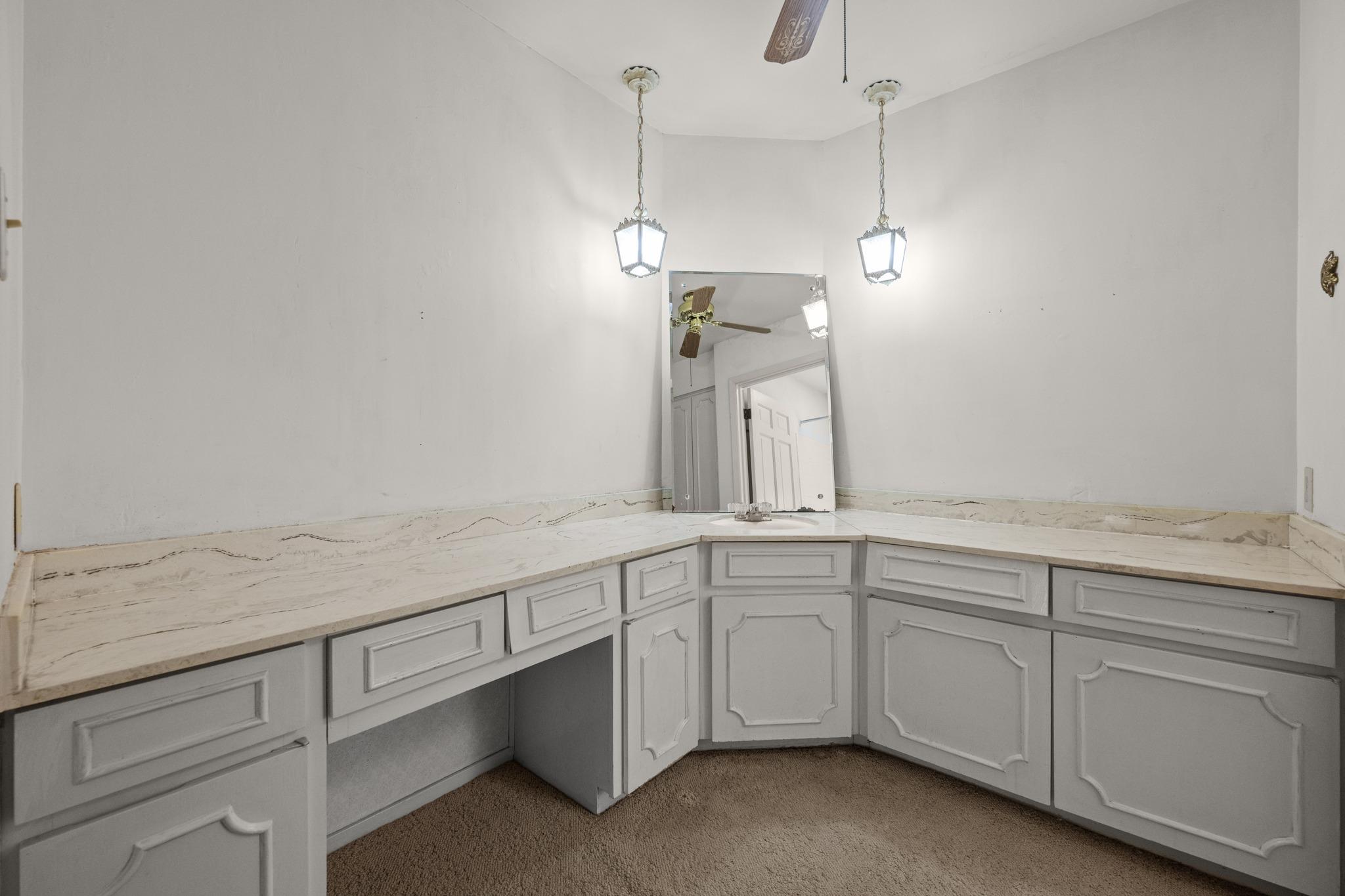 3914 Sierra DR