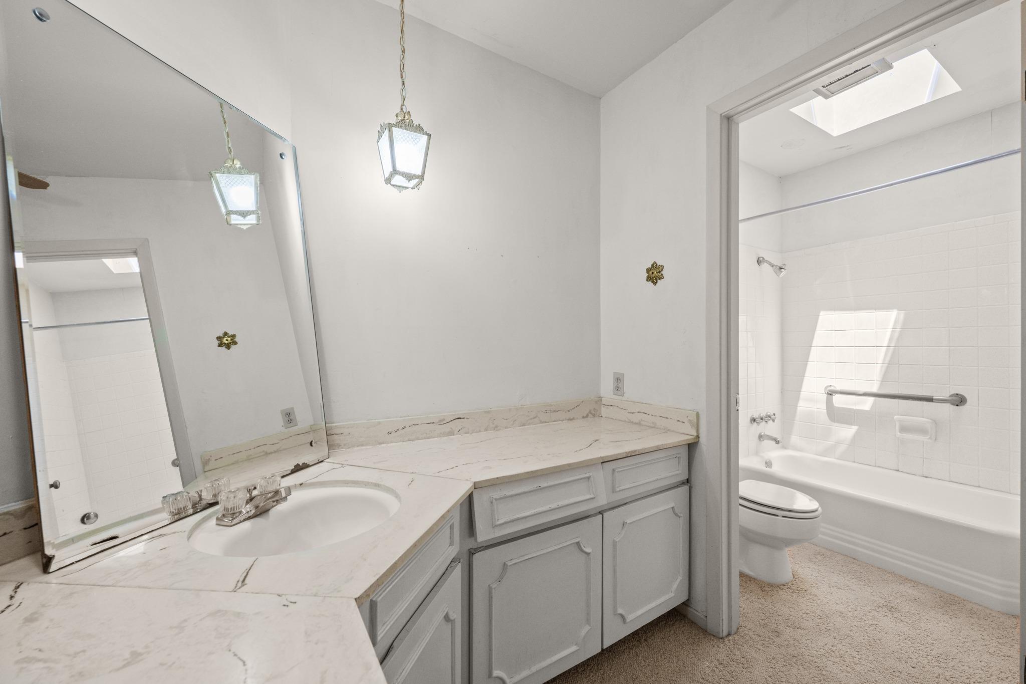 3914 Sierra DR