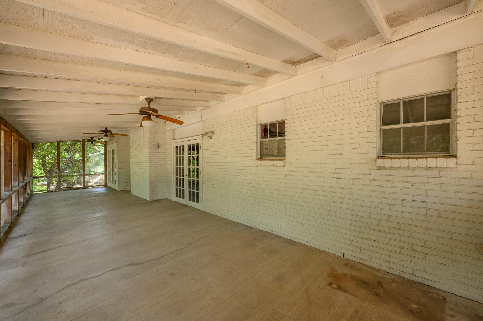 3914 Sierra DR