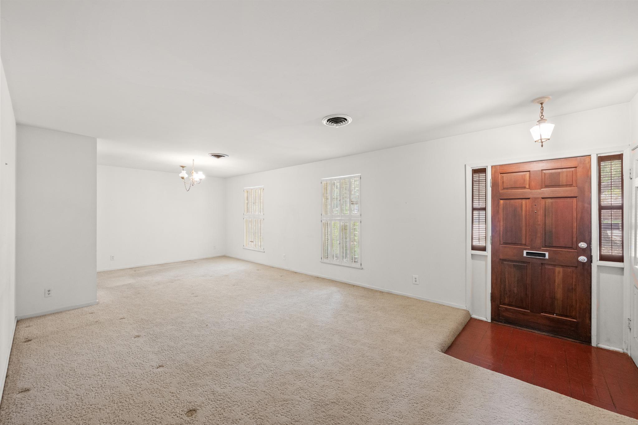 3914 Sierra DR