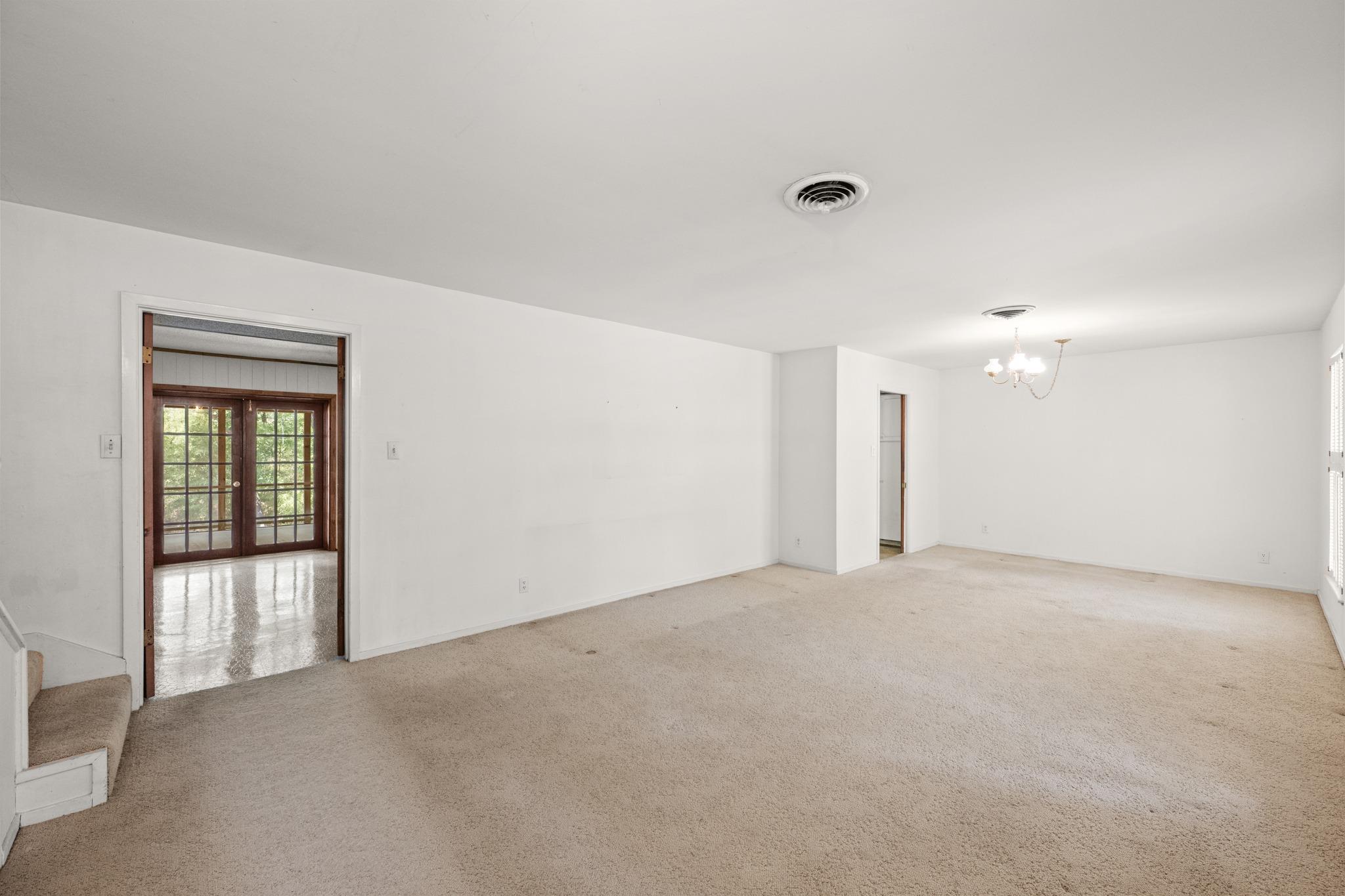 3914 Sierra DR