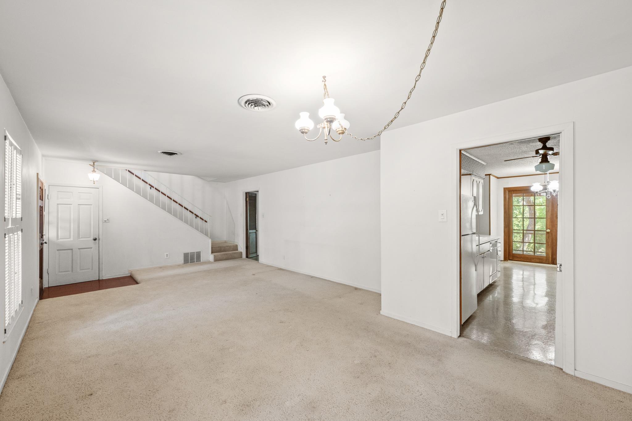 3914 Sierra DR