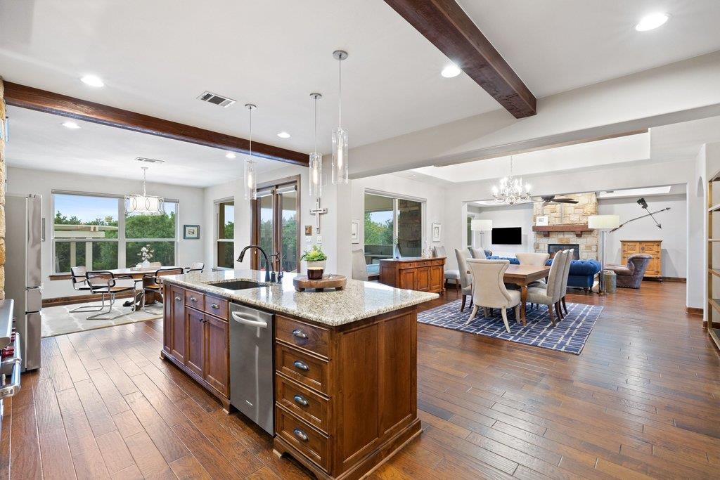 272 Whitney Woods CIR