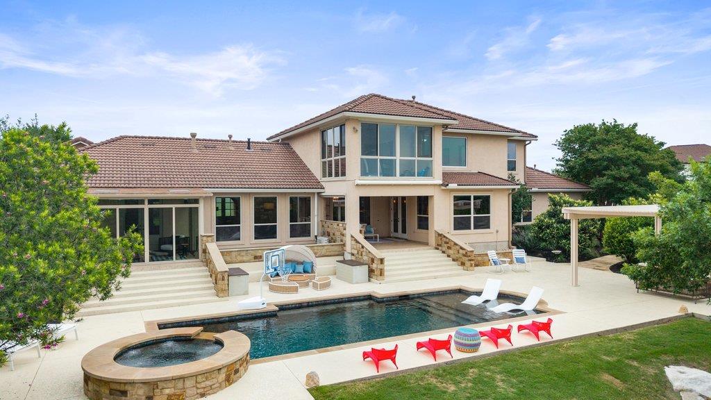 272 Whitney Woods CIR