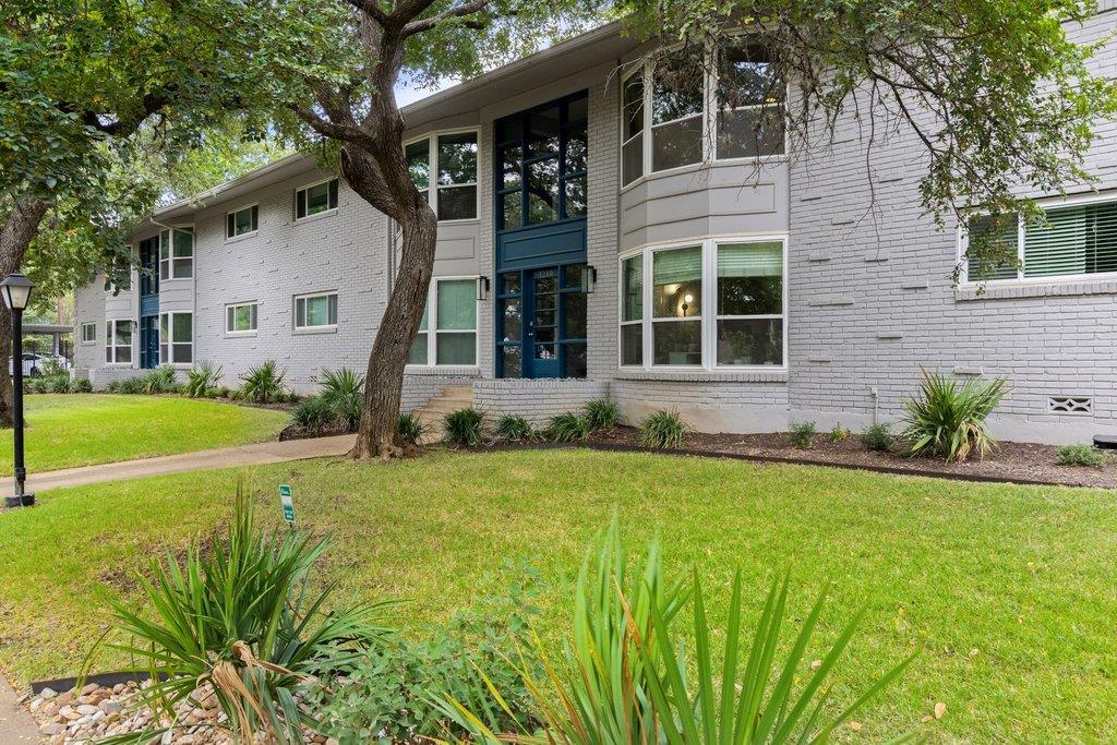 1210 Windsor RD # 209