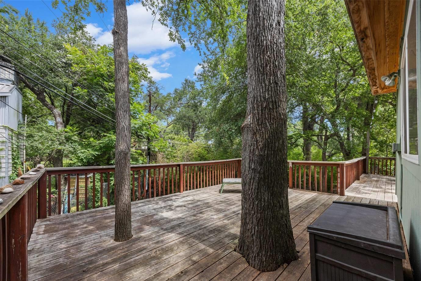 3302 Cherrywood RD