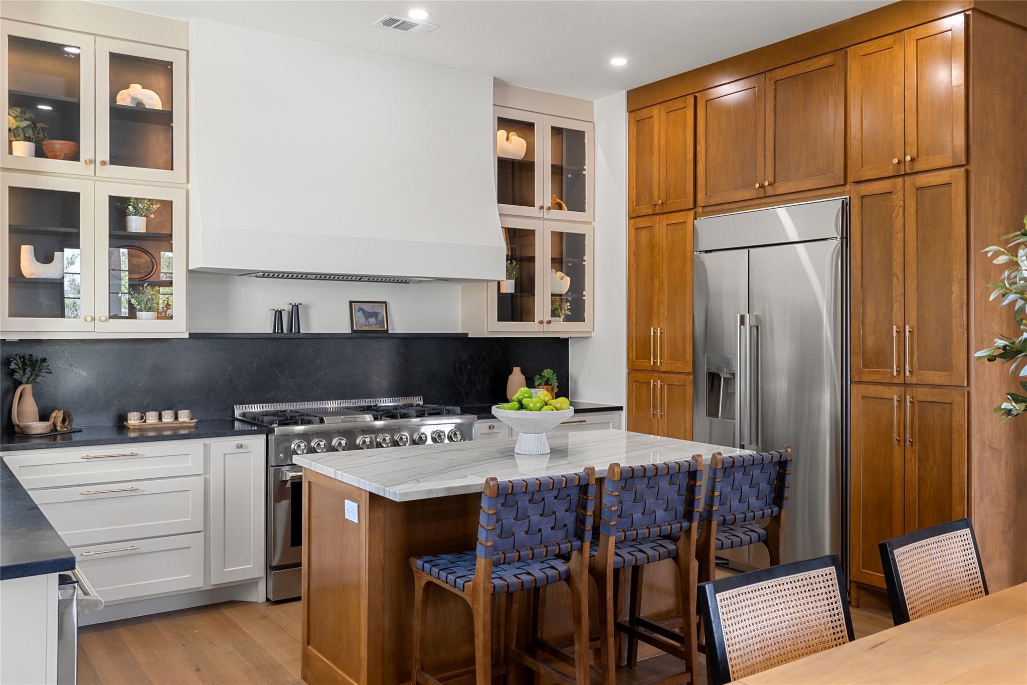 601 Hays Country Acres RD