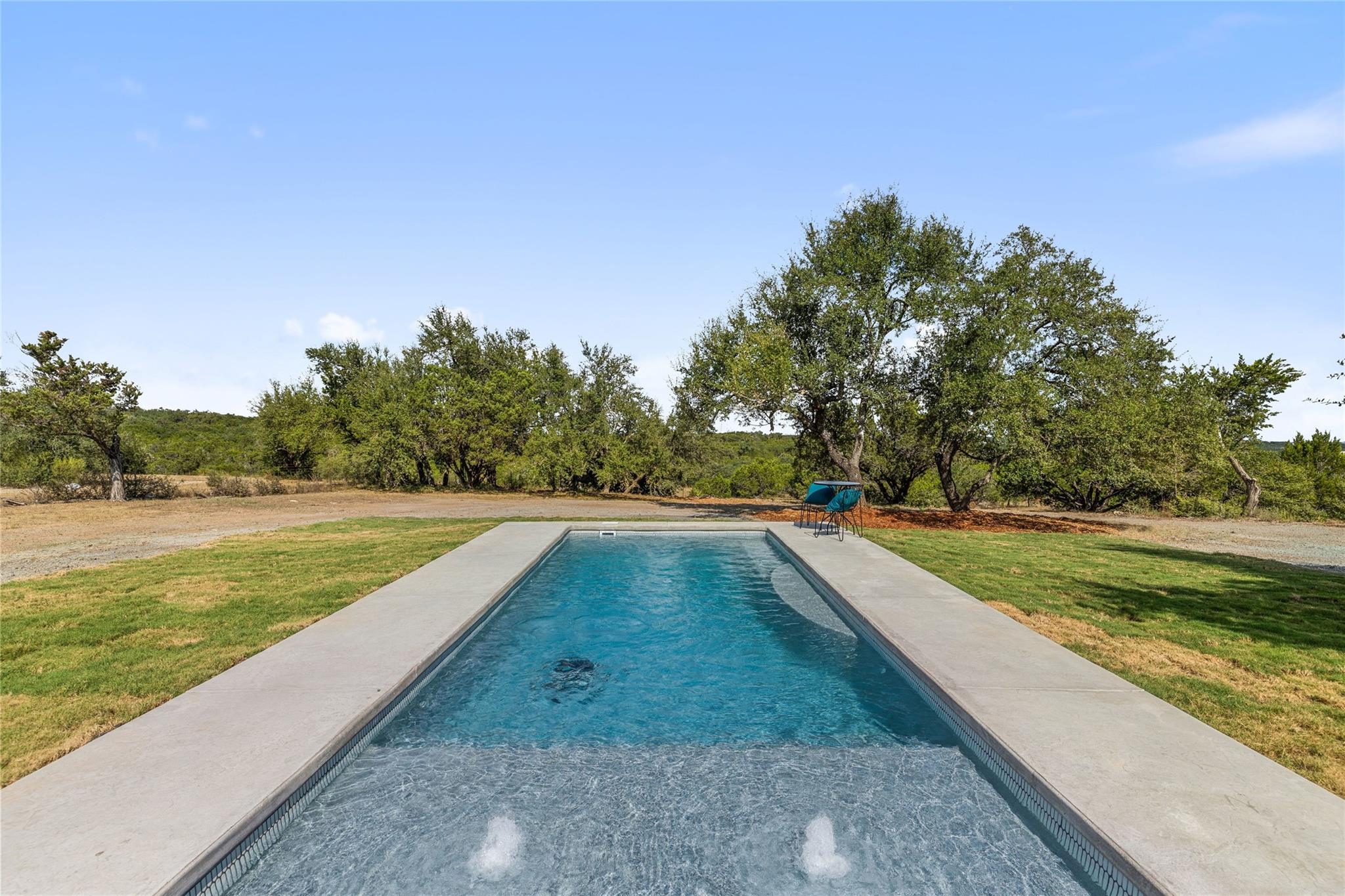 601 Hays Country Acres RD
