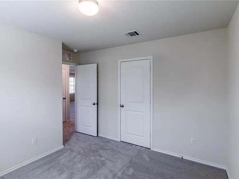 1525 Cliffbrake WAY