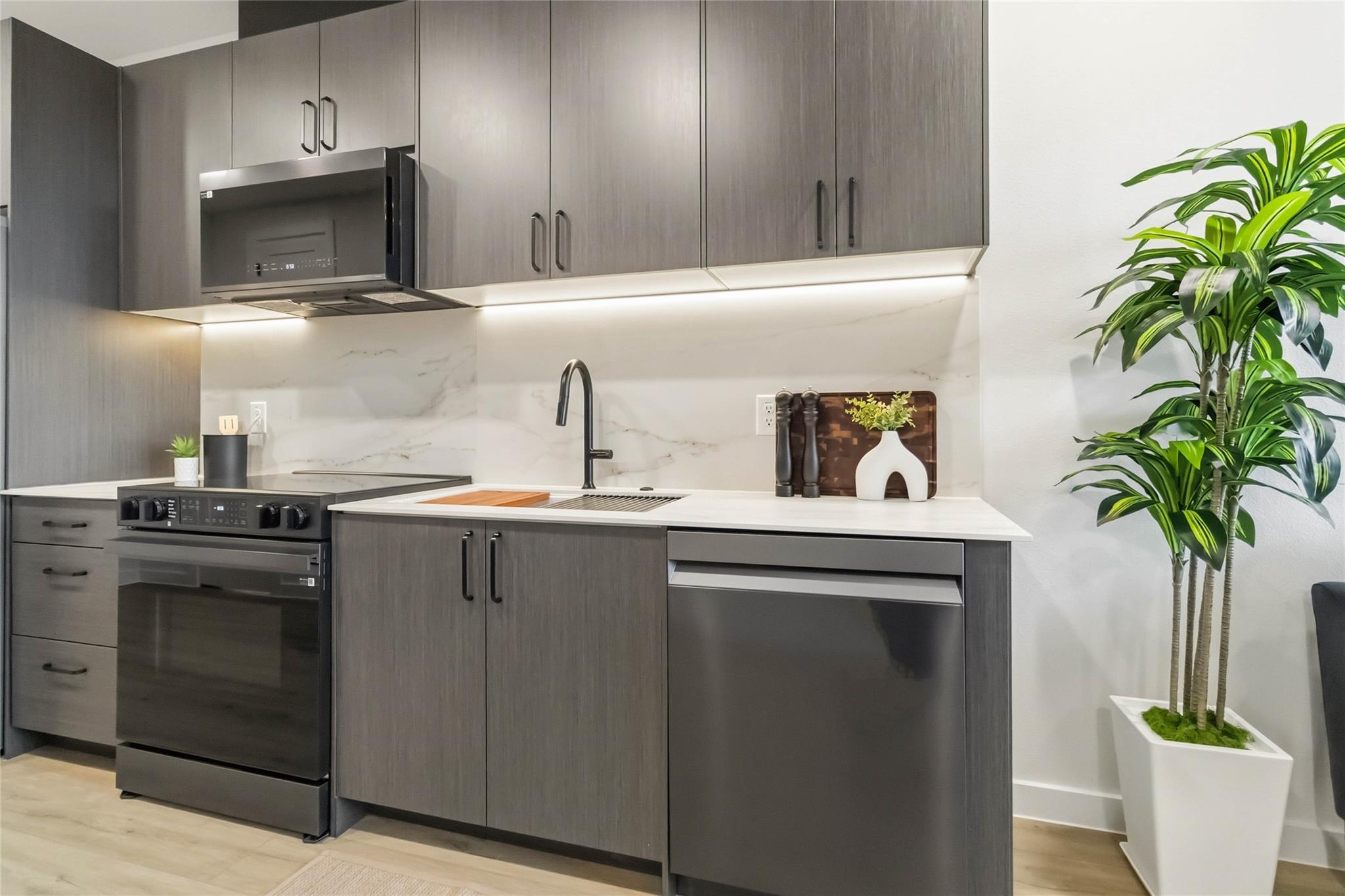 634 Central PKWY # 1113