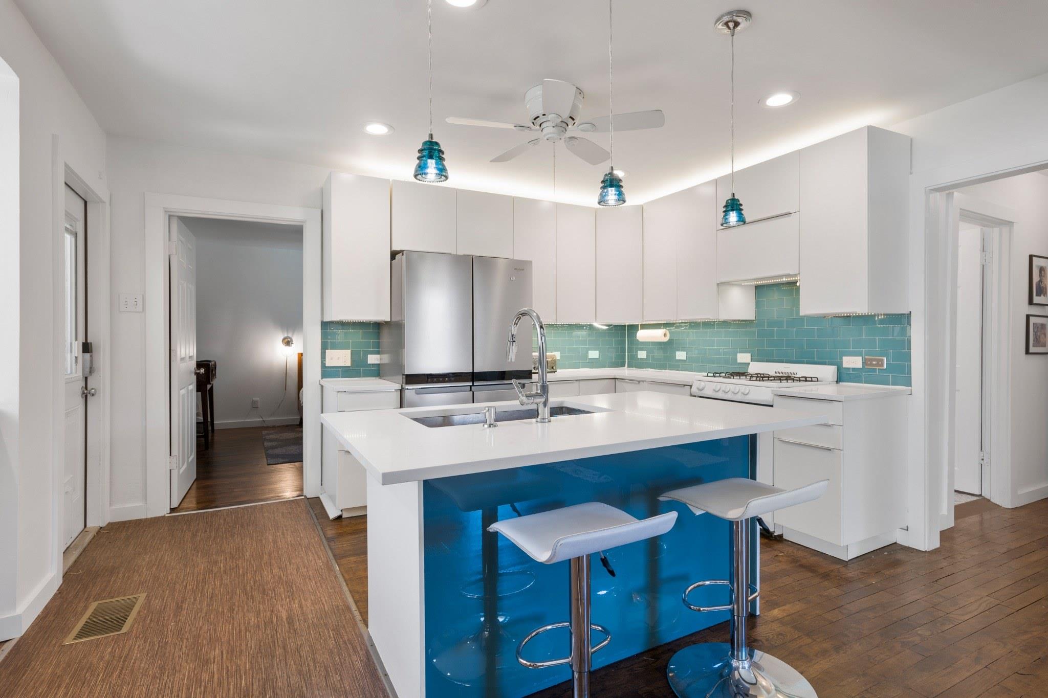 401 W Live Oak St