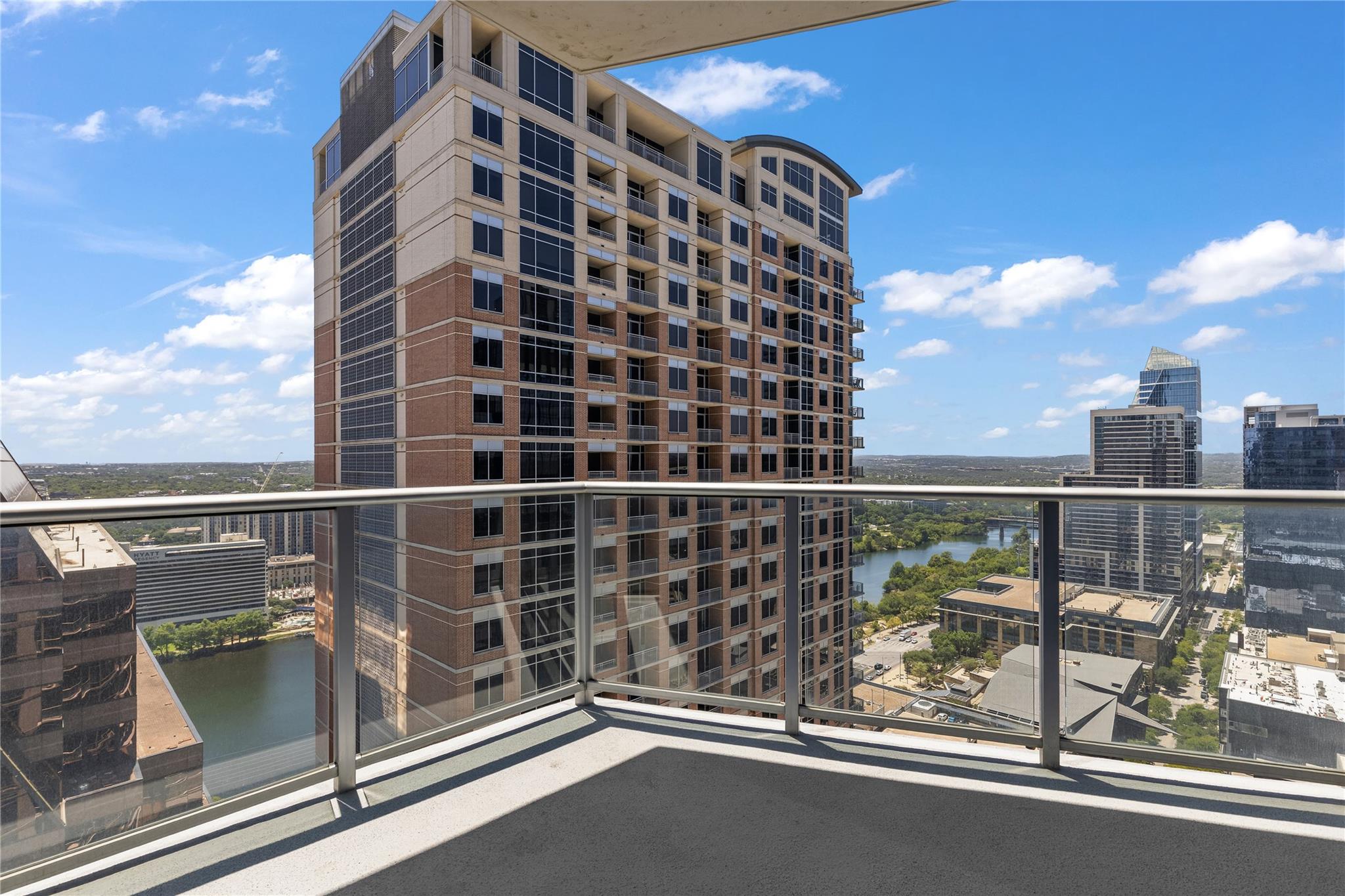 200 Congress Ave Unit: 28SW