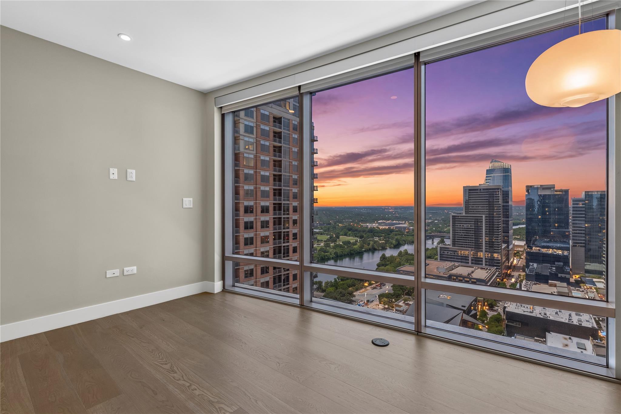 200 Congress Ave Unit: 28SW