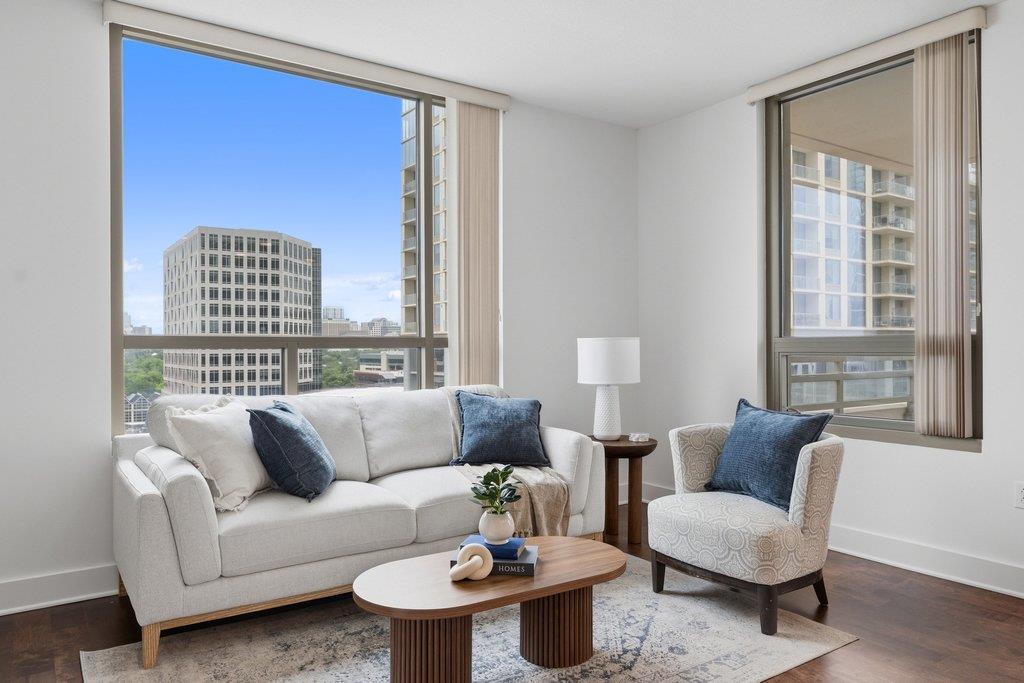 300 Bowie ST # 1101