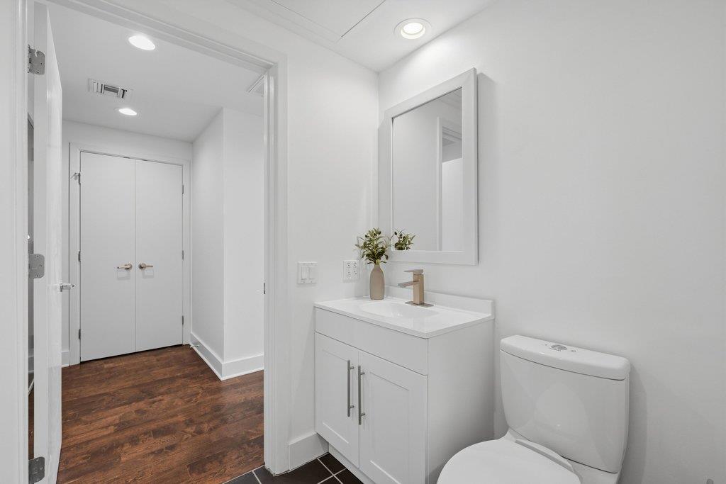 300 Bowie ST # 1101