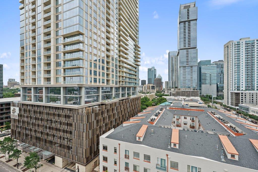 300 Bowie ST # 1101