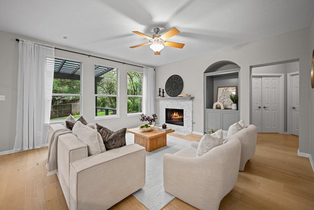 2823 Lantana Ridge DR