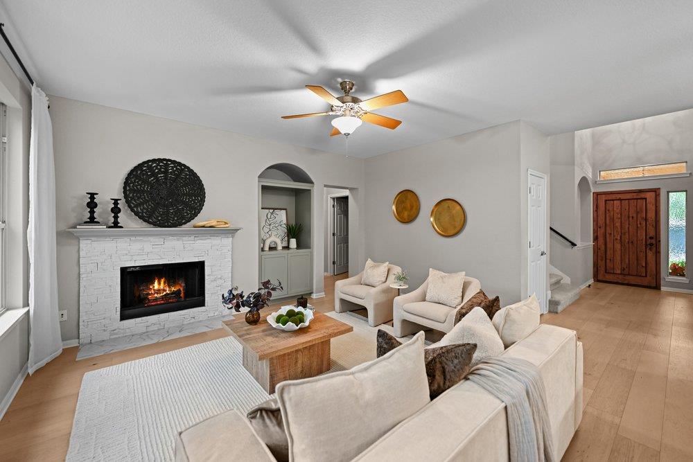 2823 Lantana Ridge DR