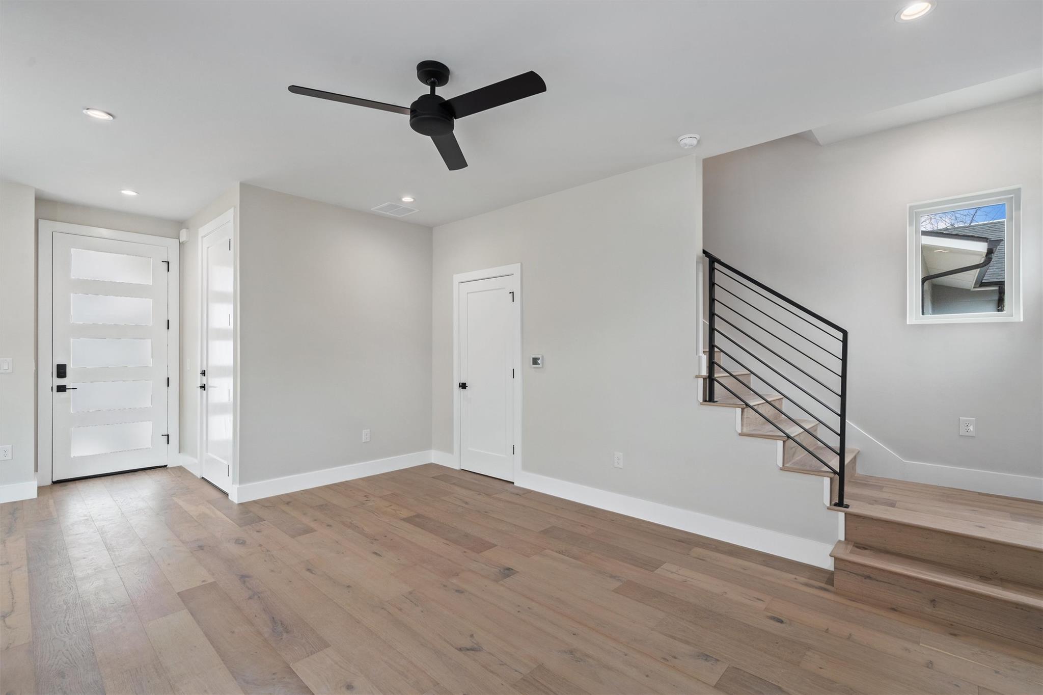 5200 Grover Ave