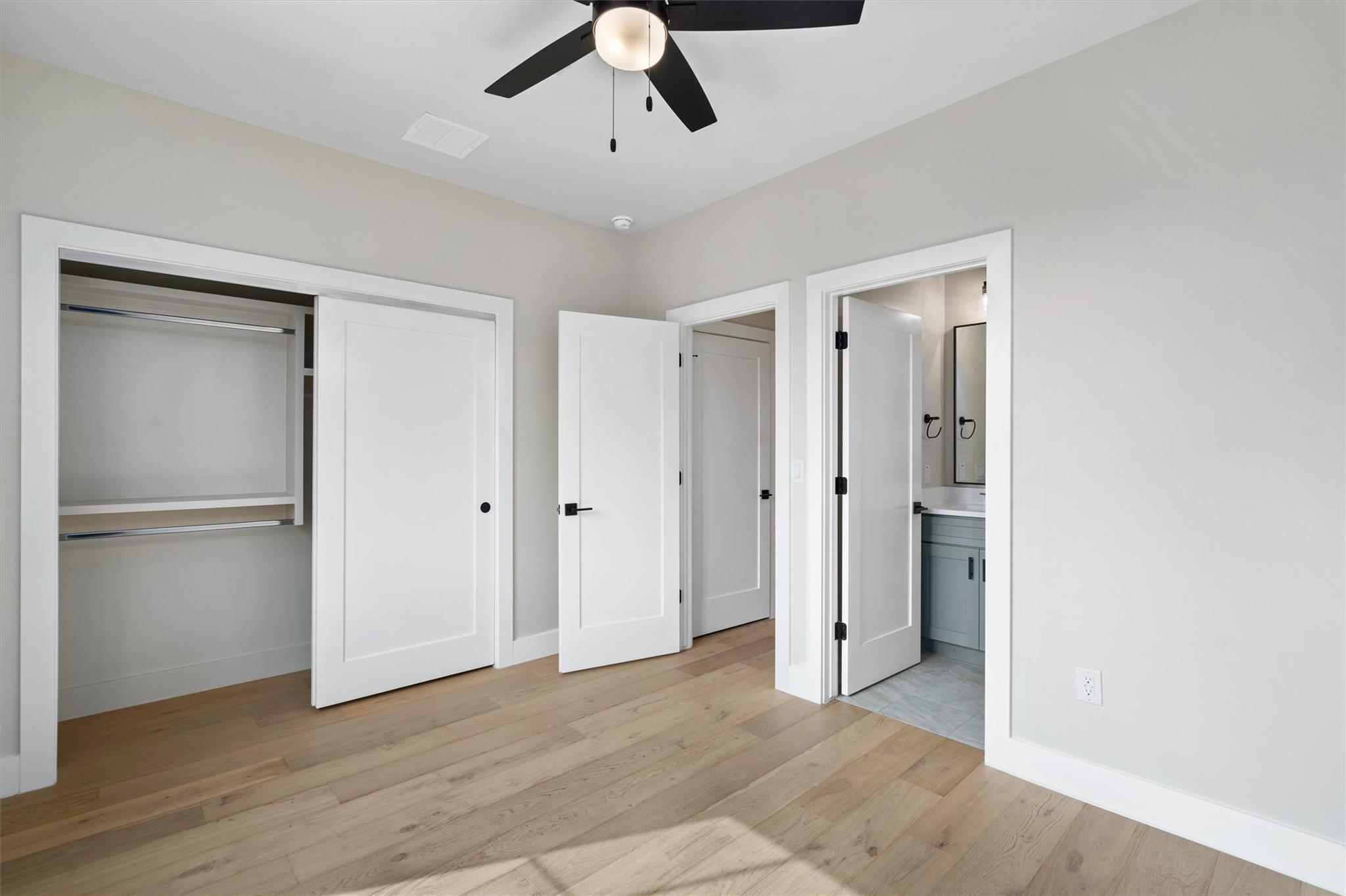 5200 Grover Ave